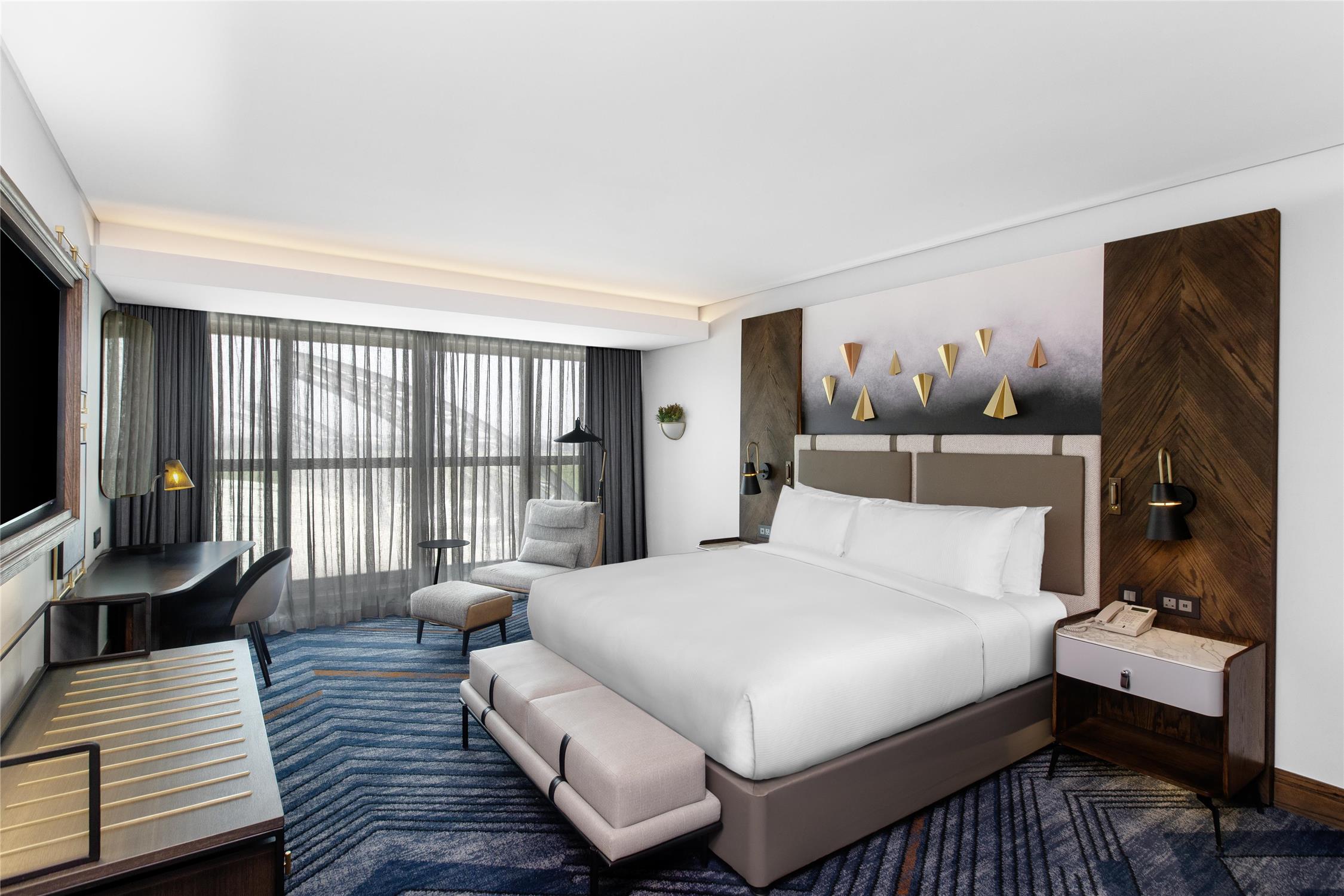 Legend Hotel Lagos Airport, Curio Collection by Hilton photo 3