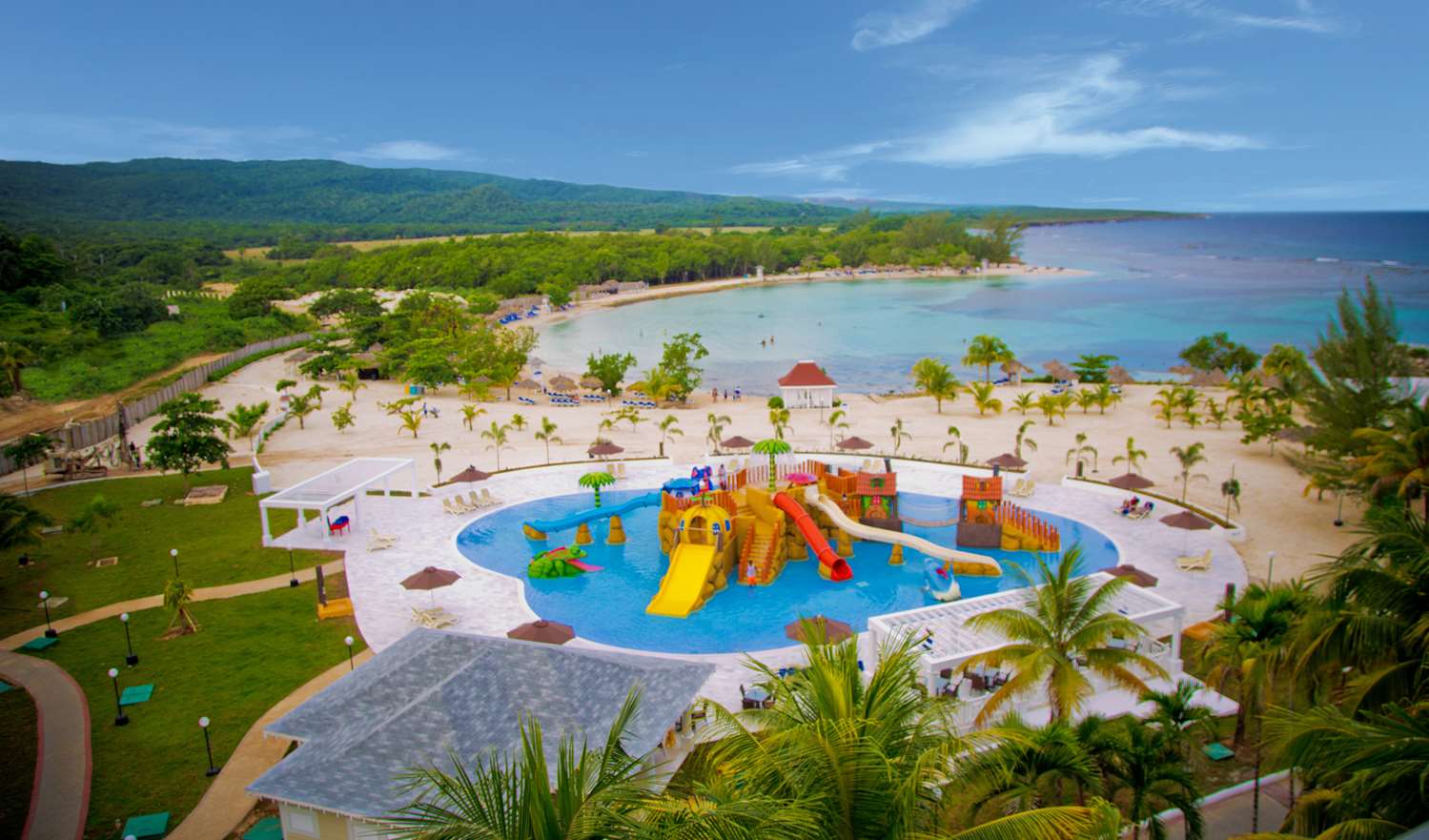 Foto von Bahia Principe Strand - beliebter Ort unter Entspannungskennern