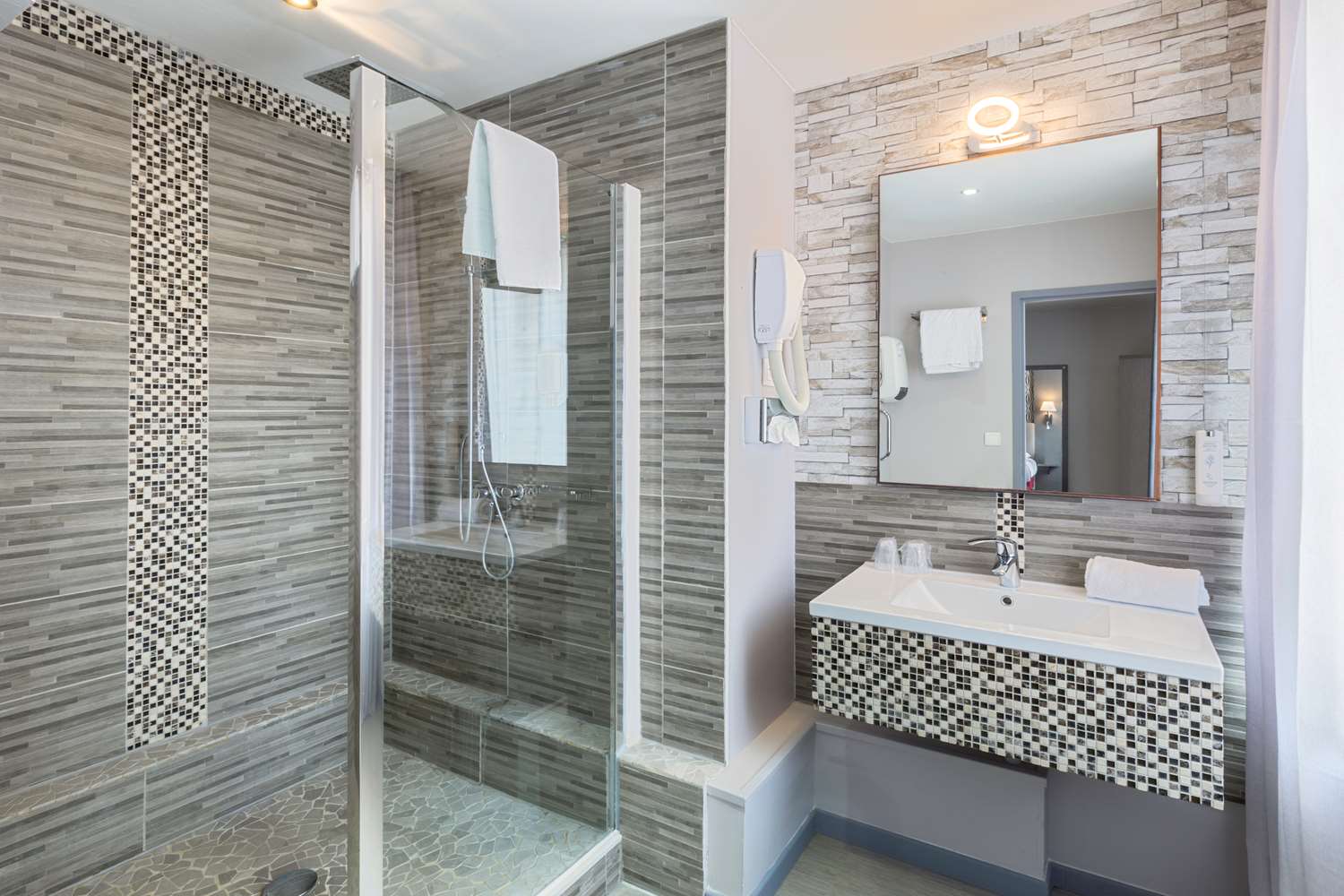 Best Western Hotel Saint Claude by null