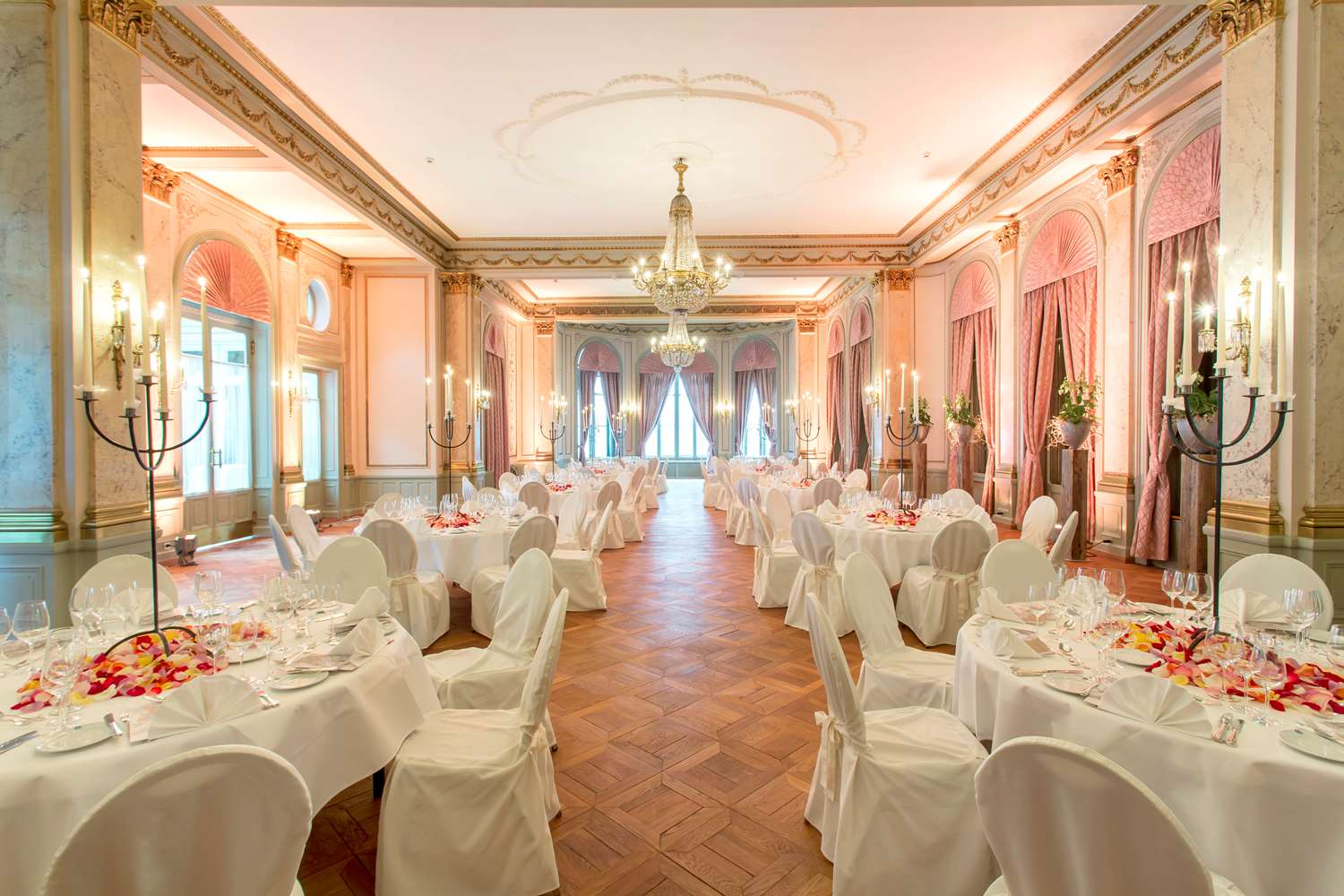 Hotel Schweizerhof Luzern by null
