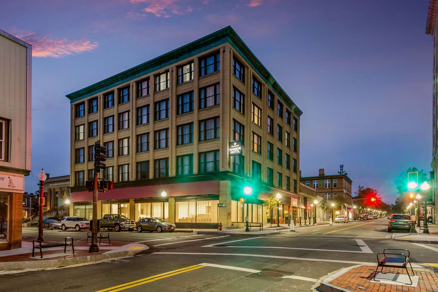 New Bedford Harbor Hotel by null