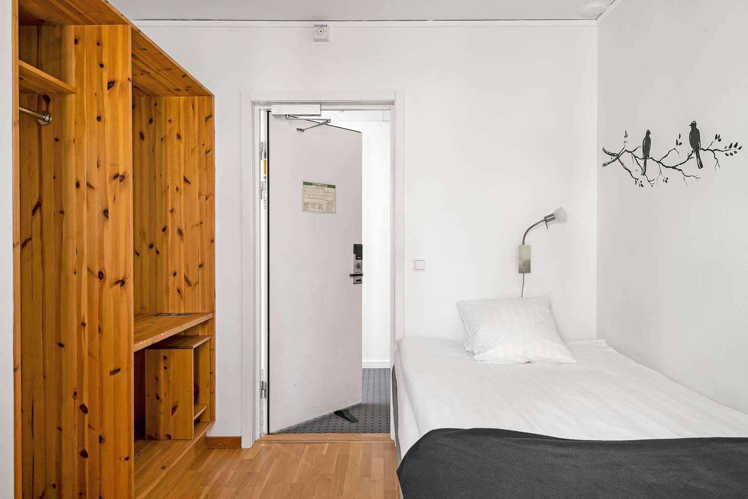 Sure Hotel by Best Western Öjaby Herrgård by null