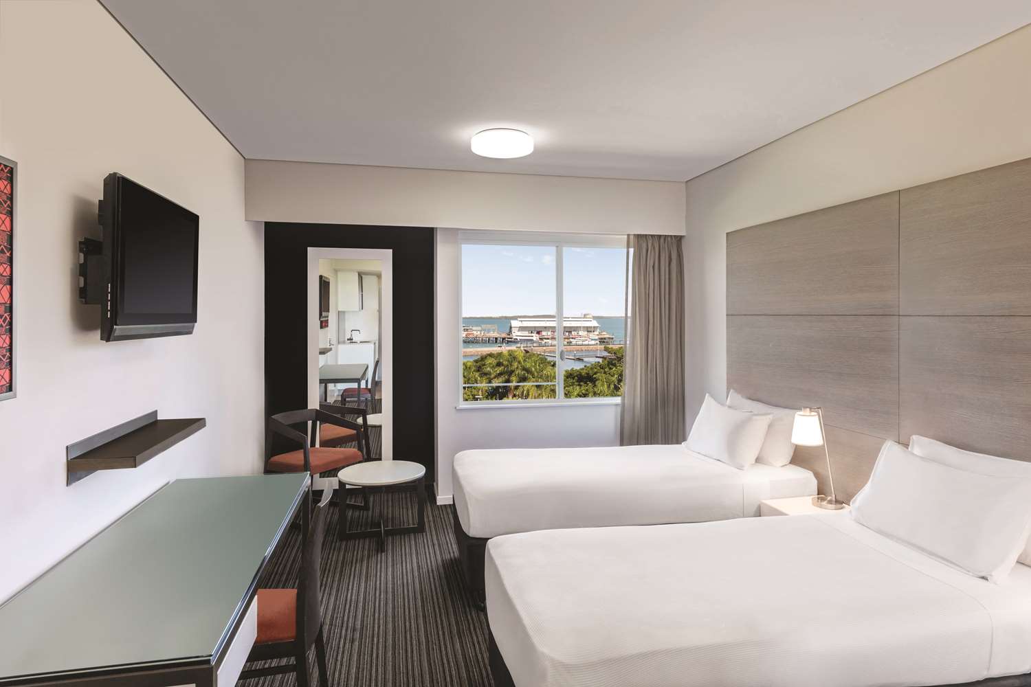 Adina Apartment Hotel Darwin Waterfront by null
