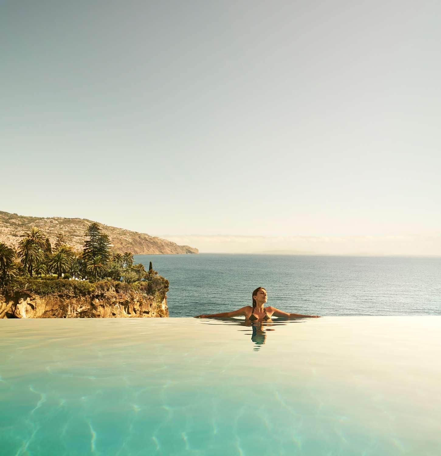 Les Suites at The Cliff Bay by null