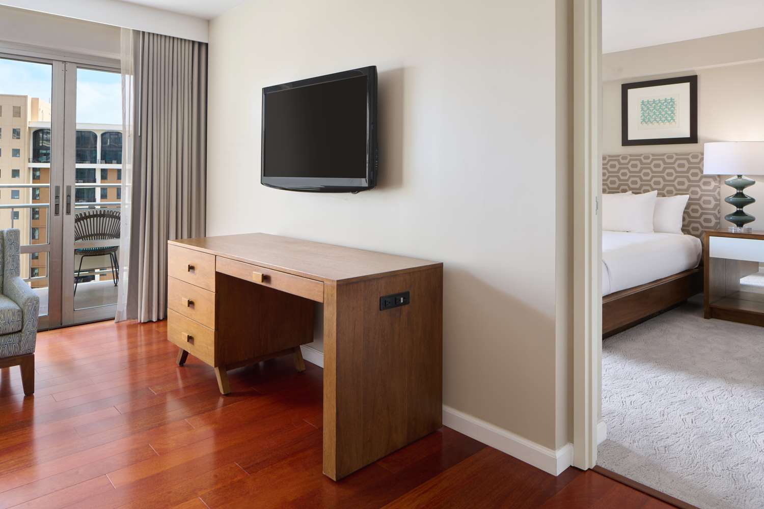 Ilikai Hotel & Luxury Suites by null