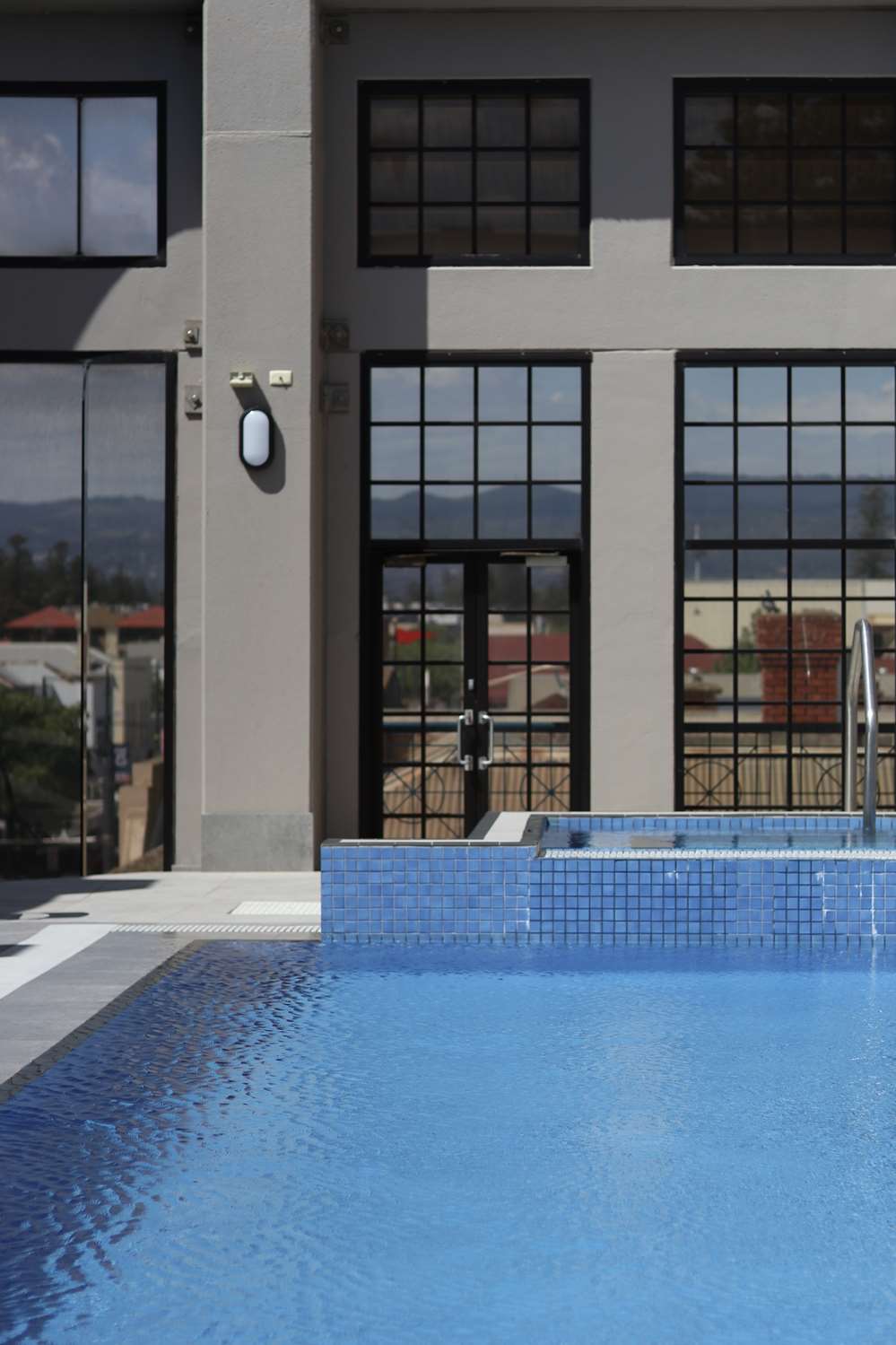 Stamford Grand Adelaide Hotel by null