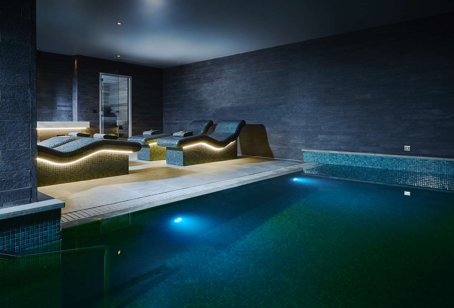 Radisson Blu Royal Hotel, Dublin by null