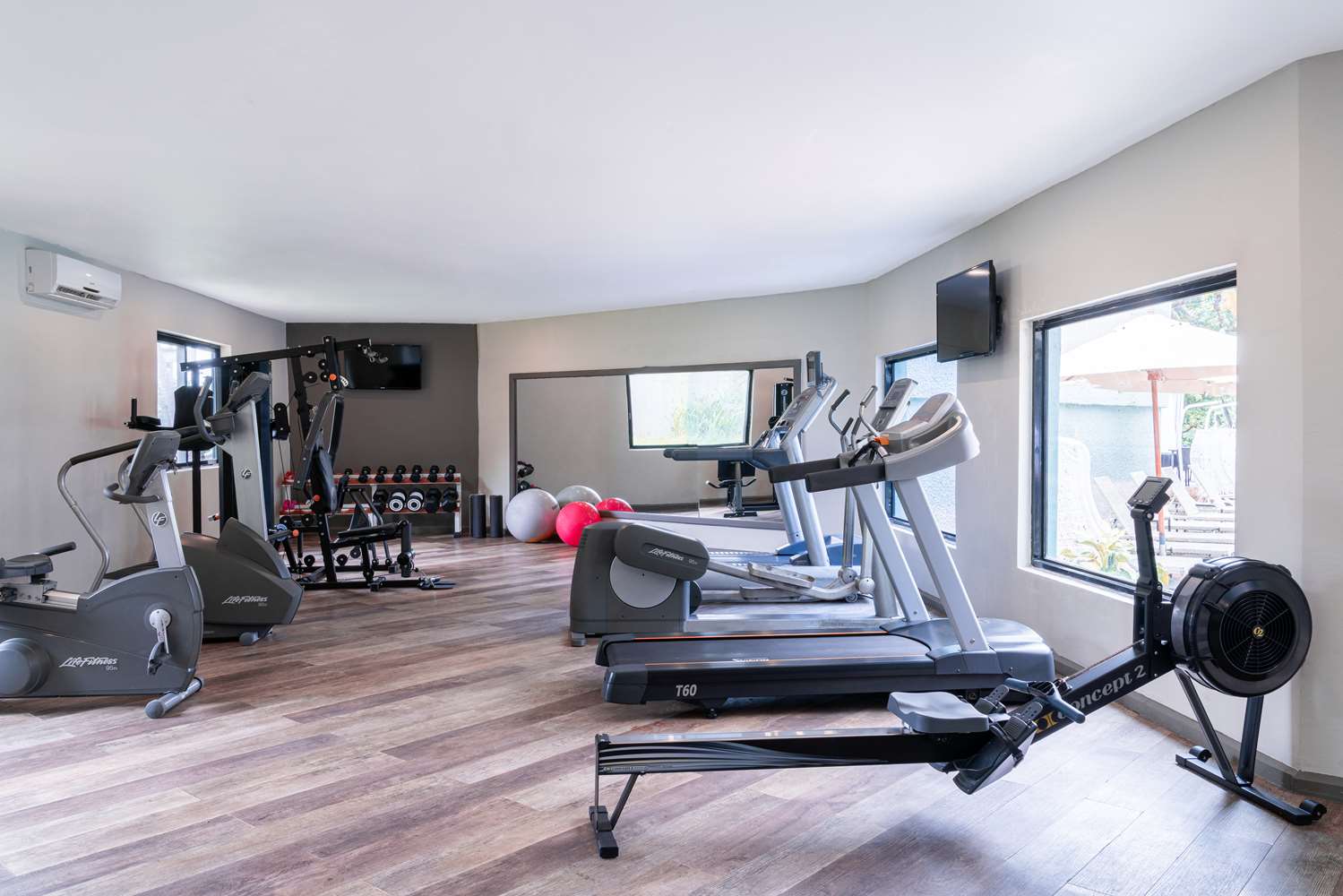 Radisson Blu Mammy Yoko Hotel, Freetown by null