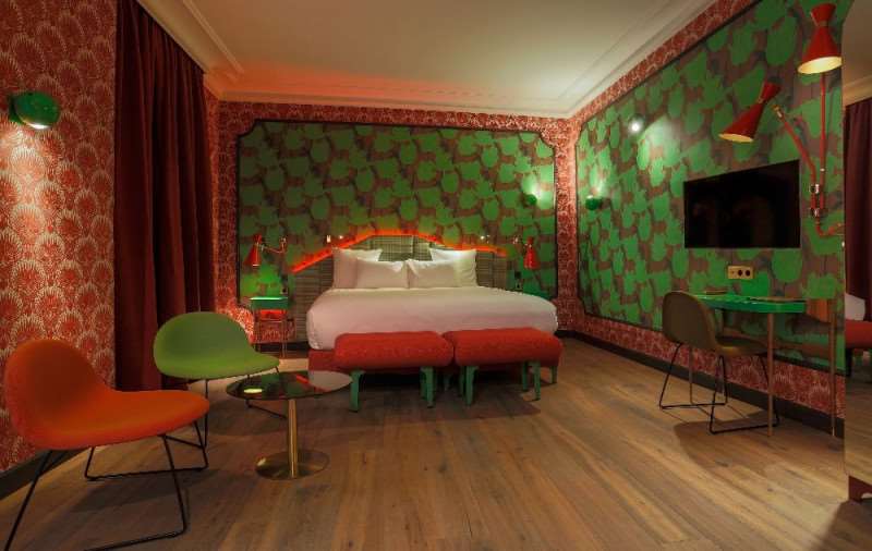 Idol Hotel by null
