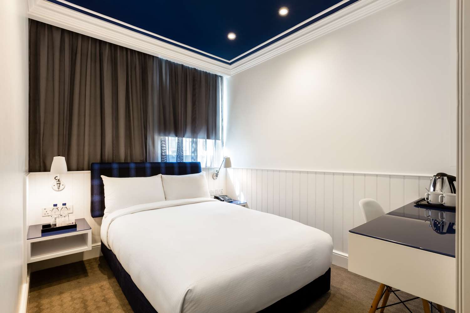 Radisson Blu Hotel, London Tottenham Court Road photo 9