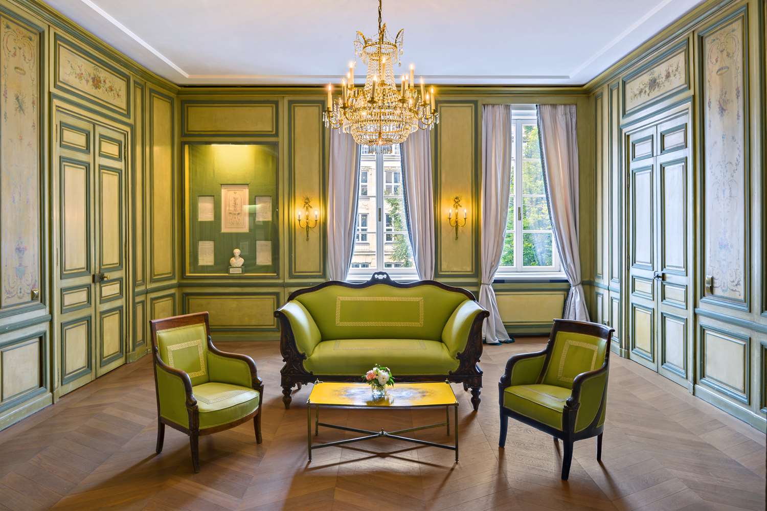 Hotel Bayerischer Hof, Munich by null