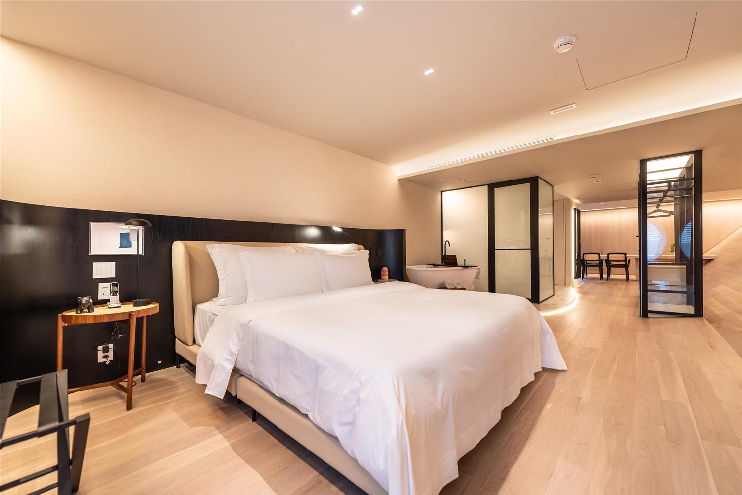 Hotel Unique by null