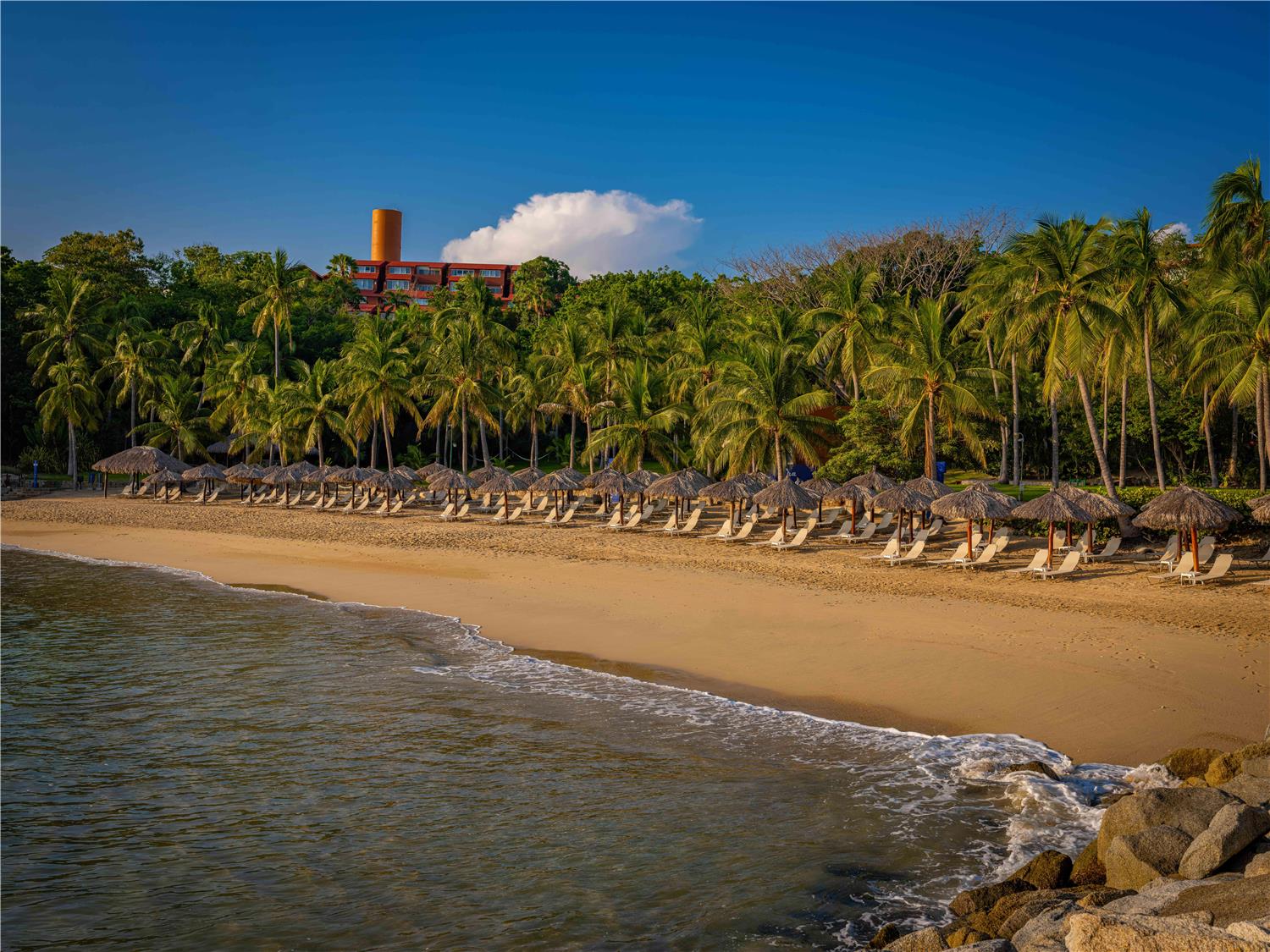 Hotel Las Brisas Huatulco by null