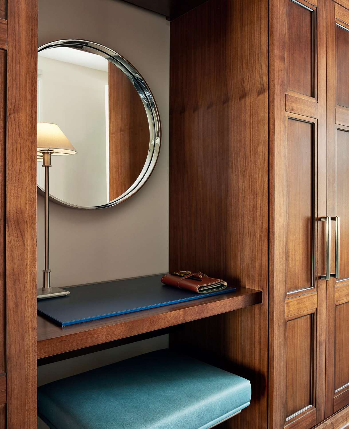 SOPHY - Hyde Park by null SOPHY - Hyde Park by null