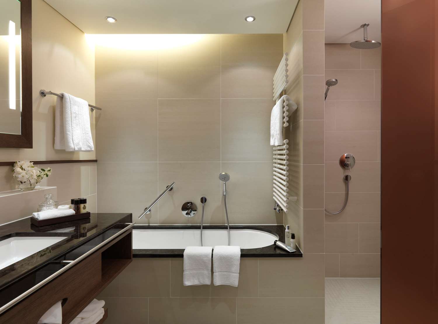 The Europe Hotel & Resort by null