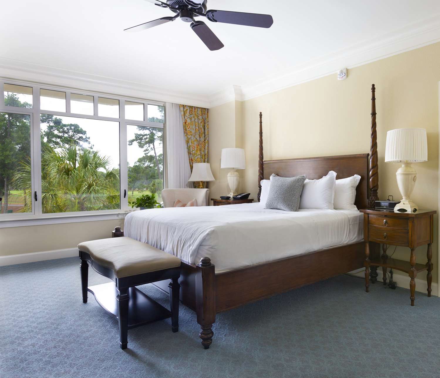 The Inn & Club at Harbour Town by null