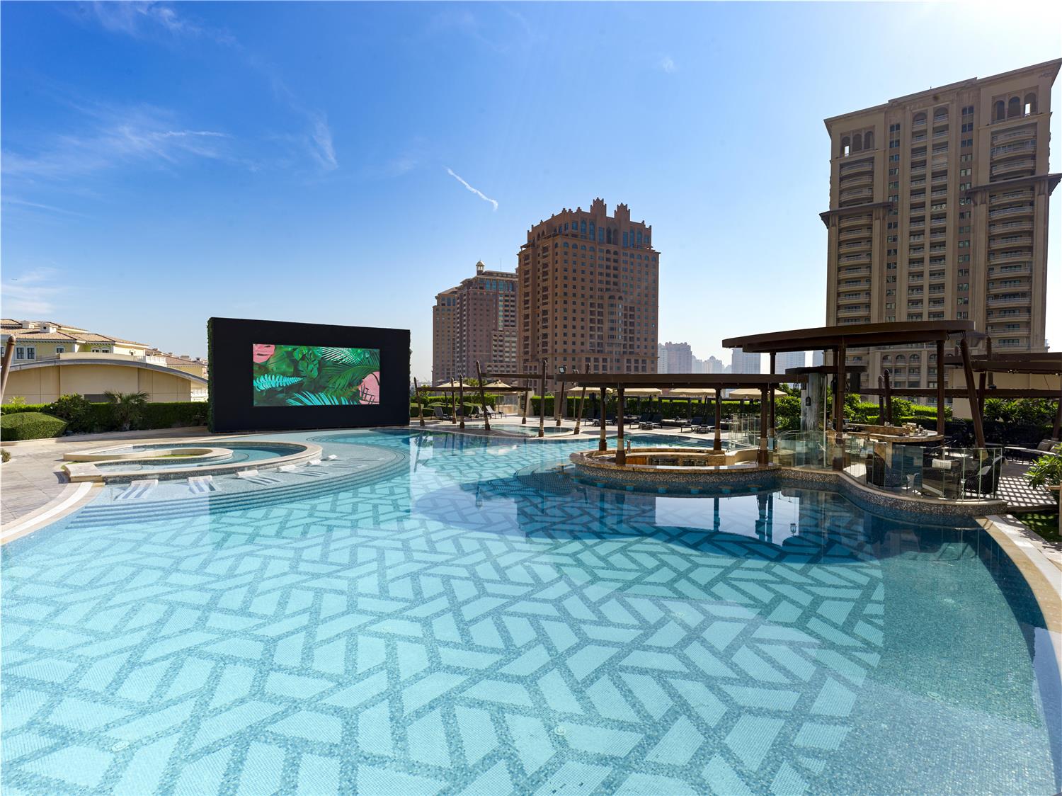 Hilton Doha The Pearl photo 3