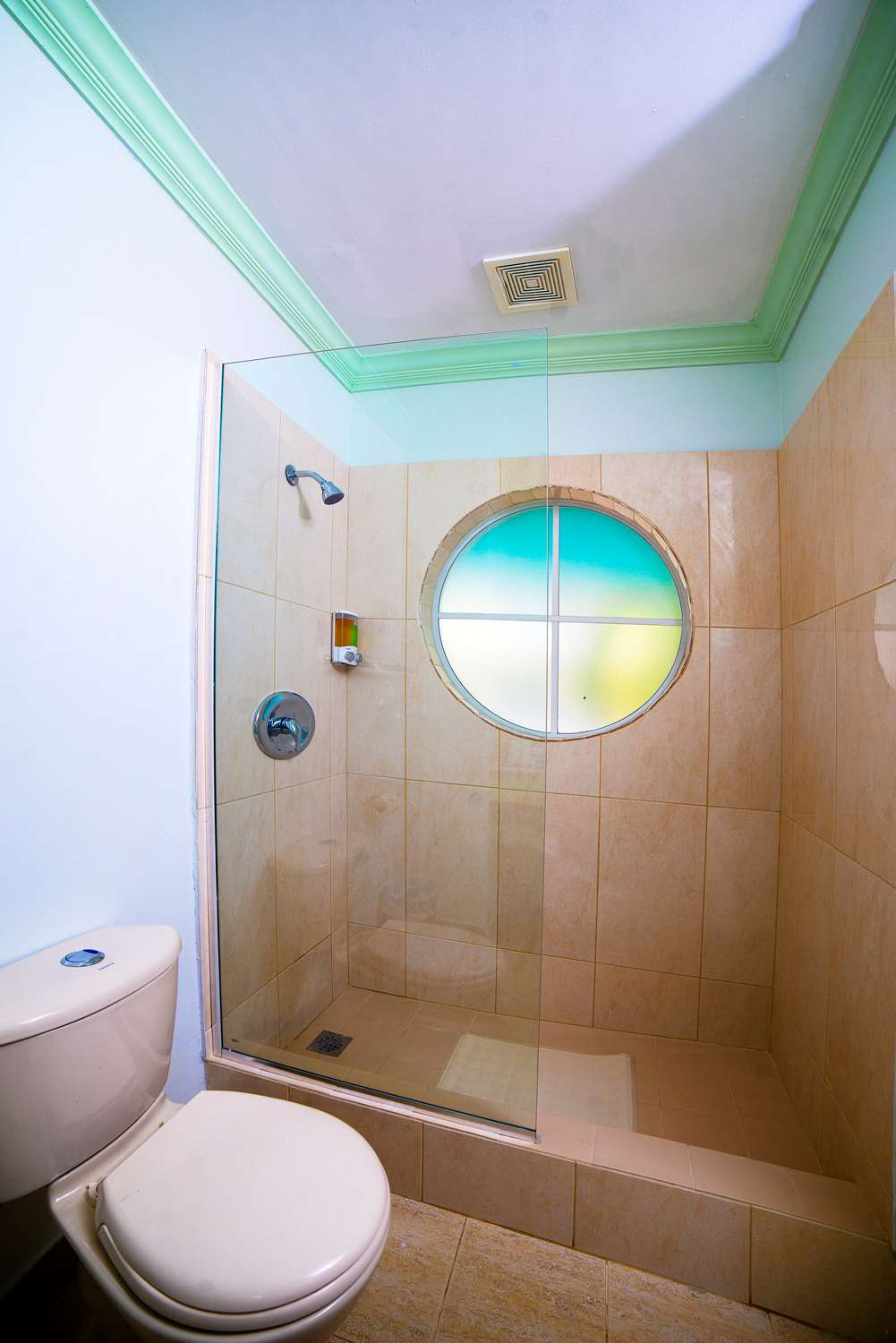 Dover Beach Hotel by null