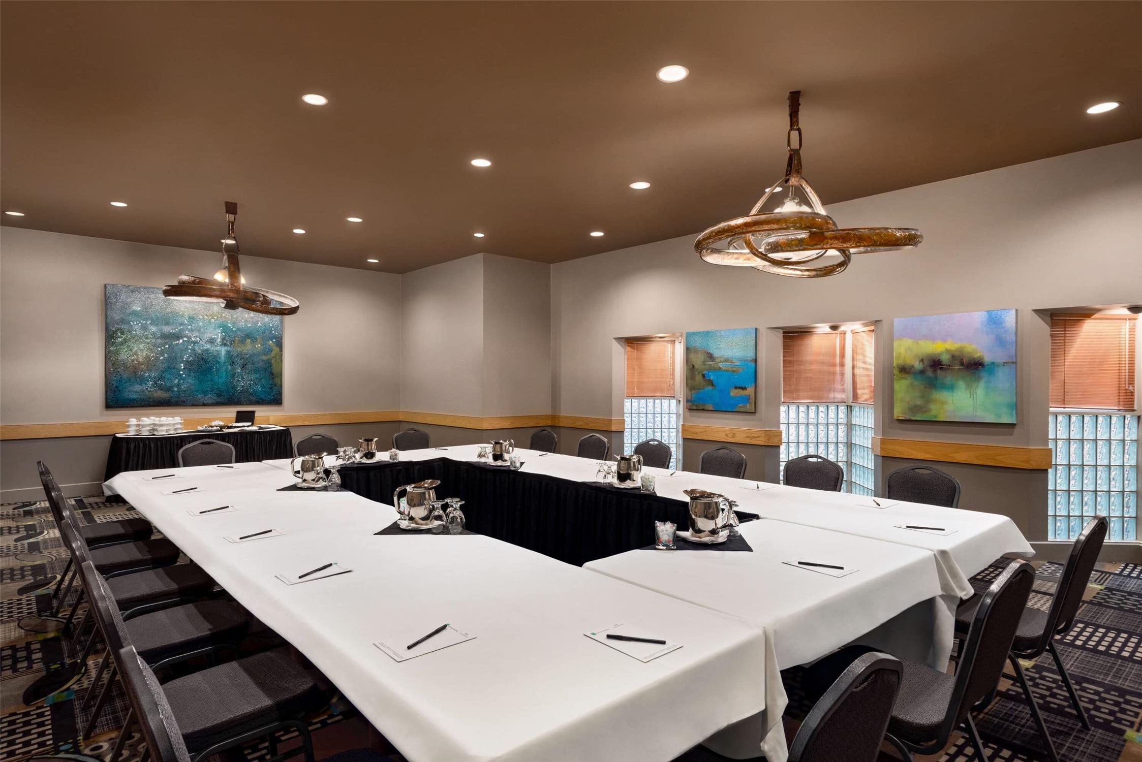 Royal Hotel West Edmonton, Trademark Collection by Wyndham photo 4