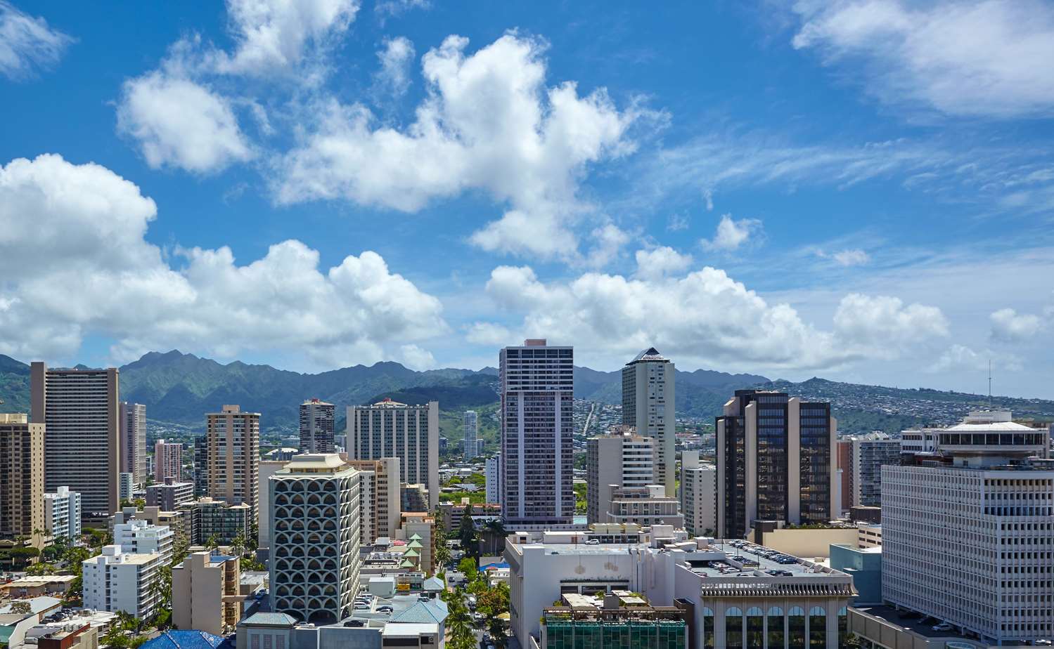 Halepuna Waikiki by Halekulani by null