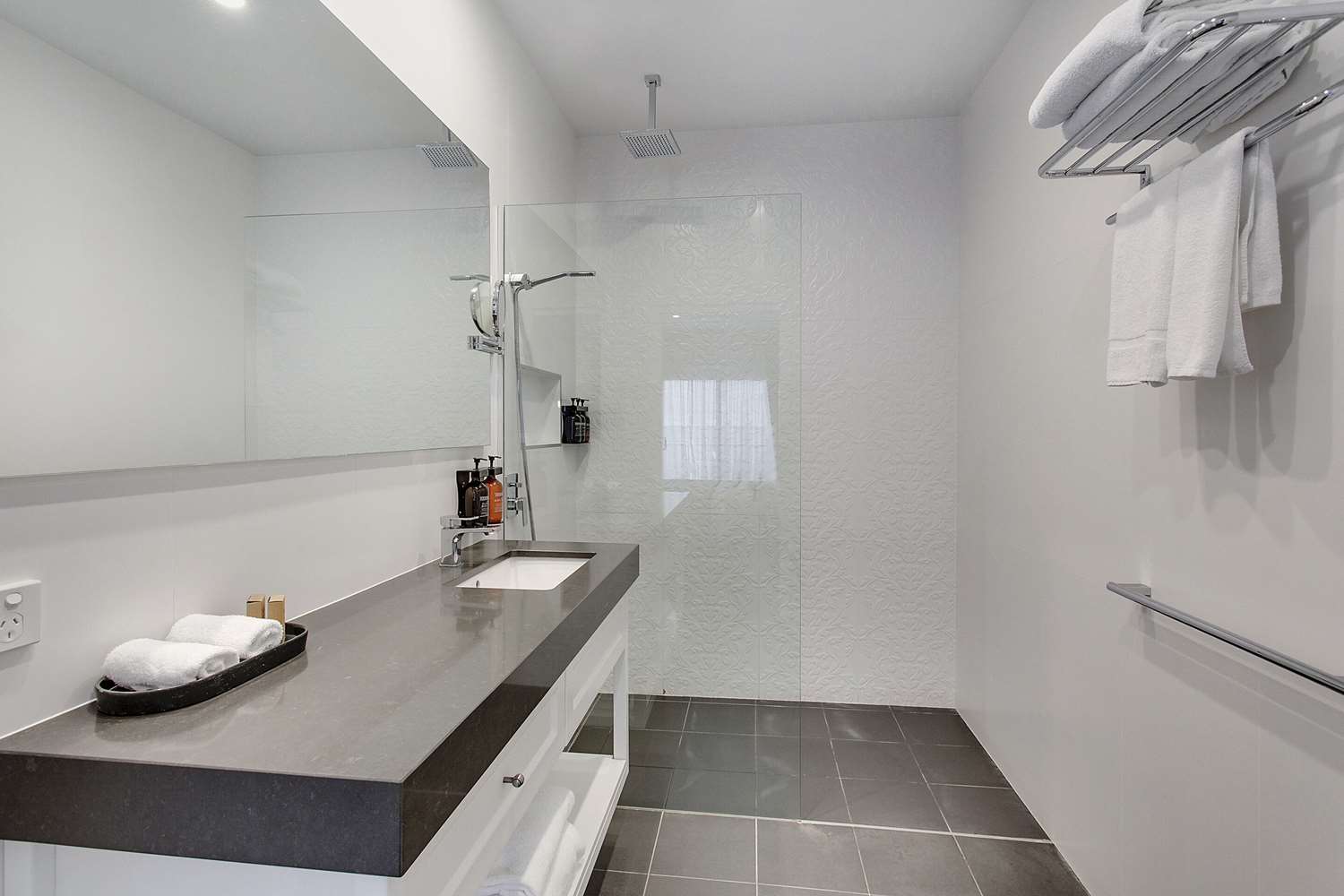 CH Boutique Hotel & Apartments, Ascend Hotel Collection by null