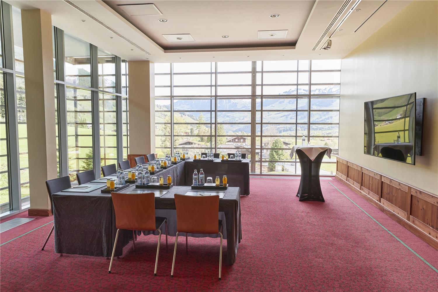 Kempinski Hotel Das Tirol by null