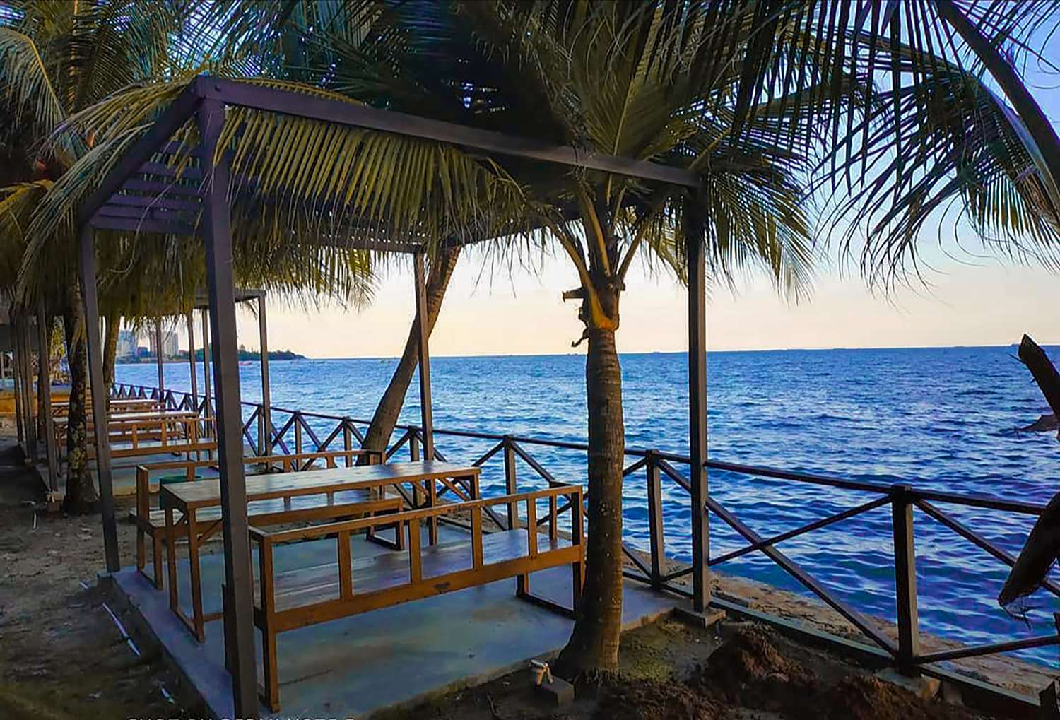 Golden Tulip Balikpapan Hotel & Suites by null