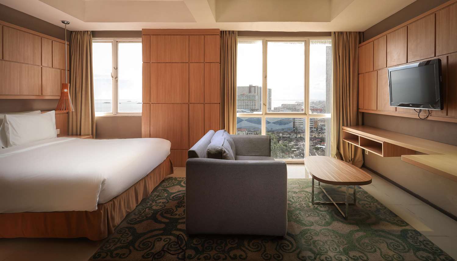 Golden Tulip Balikpapan Hotel & Suites by null