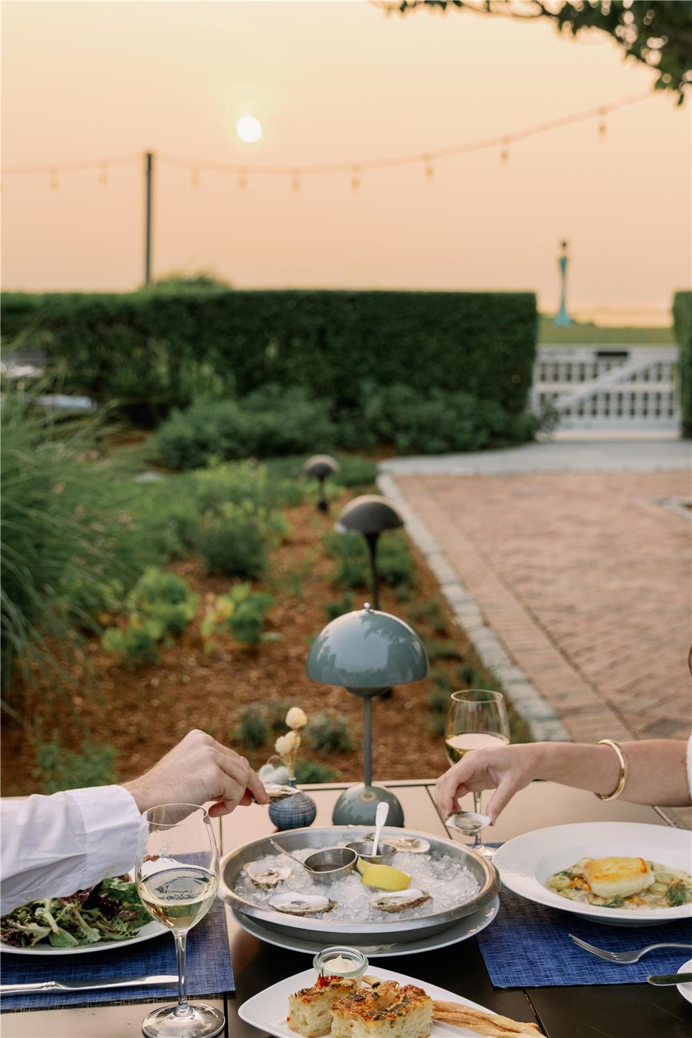 The Wauwinet by null The Wauwinet by null