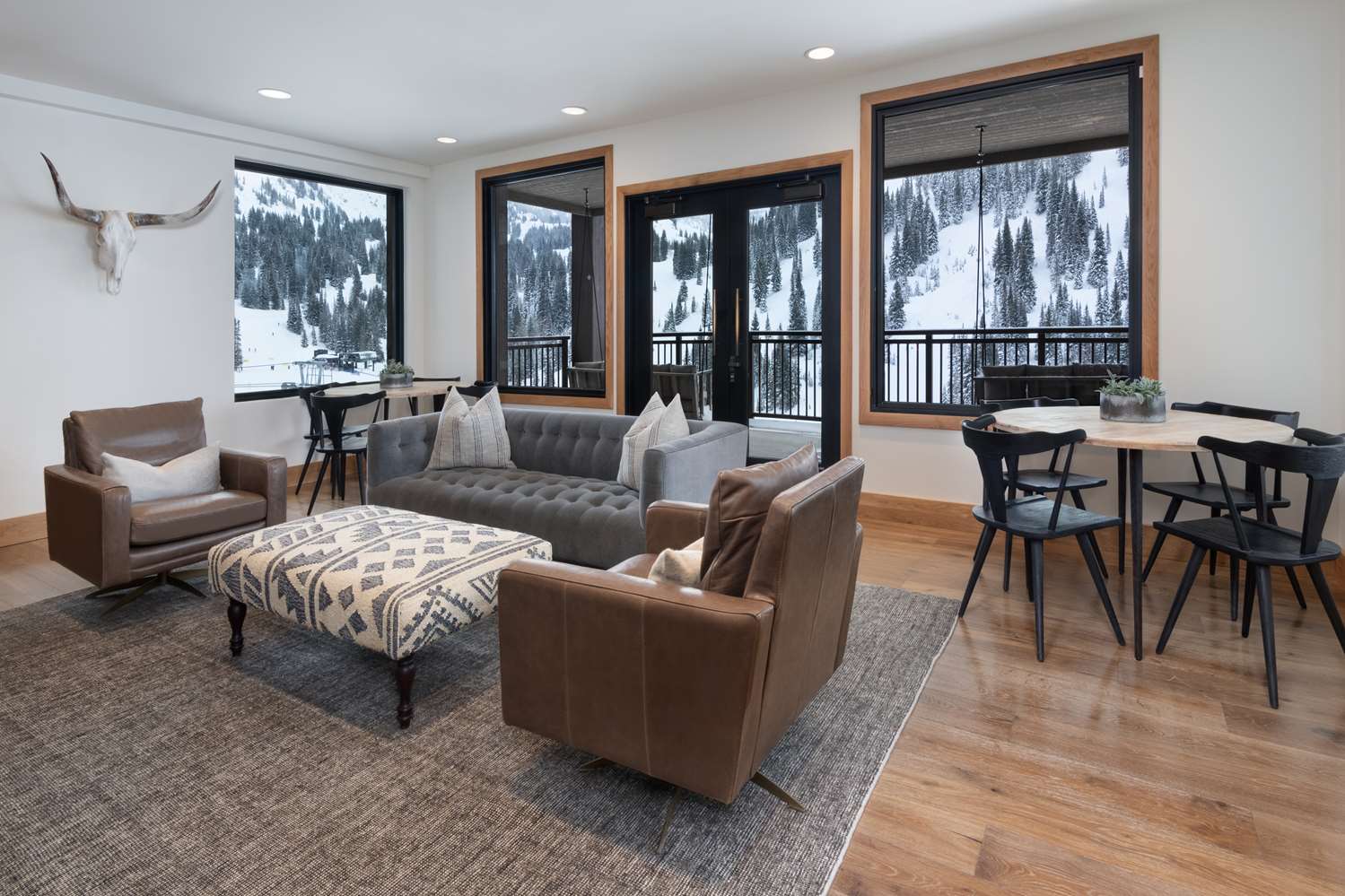 Snowpine Lodge by null