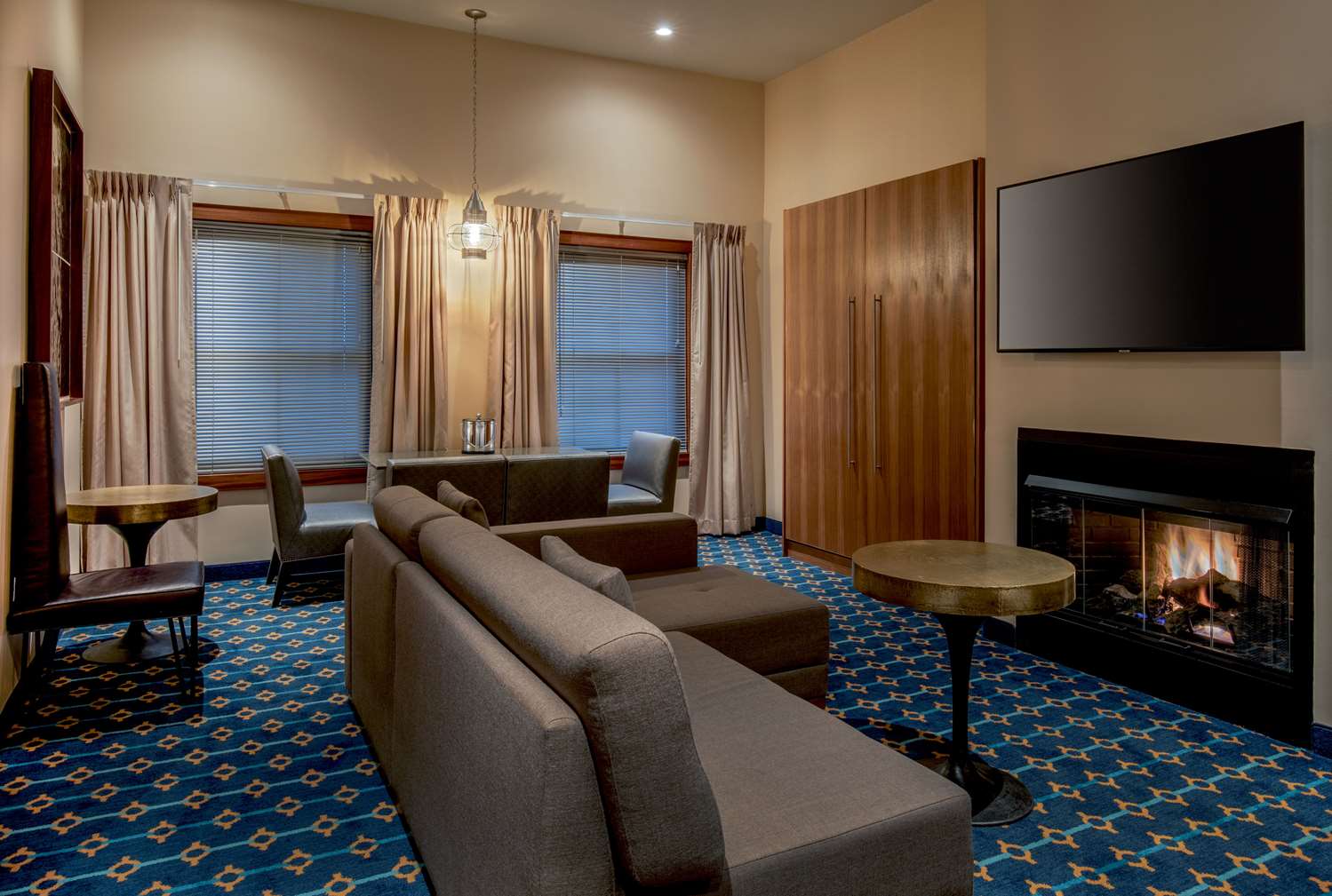 Harborside Inn by null