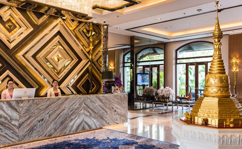 Chatrium Hotel Royal Lake Yangon by null