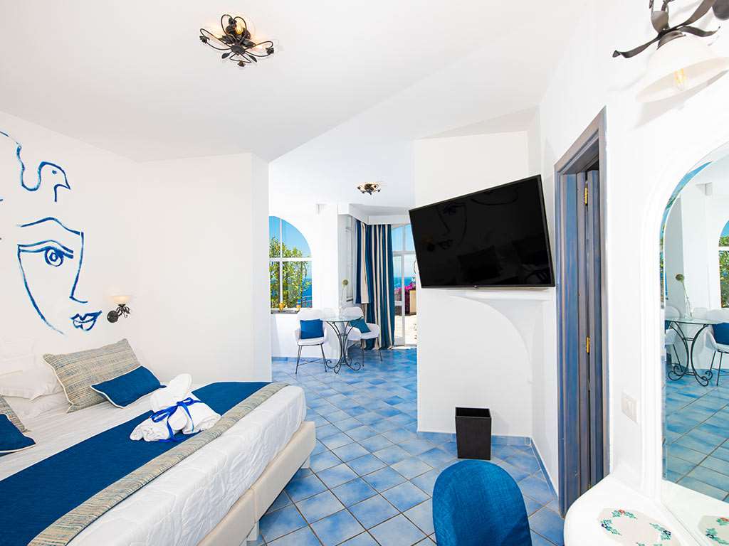 Art Hotel / Hotel Pasitea by null