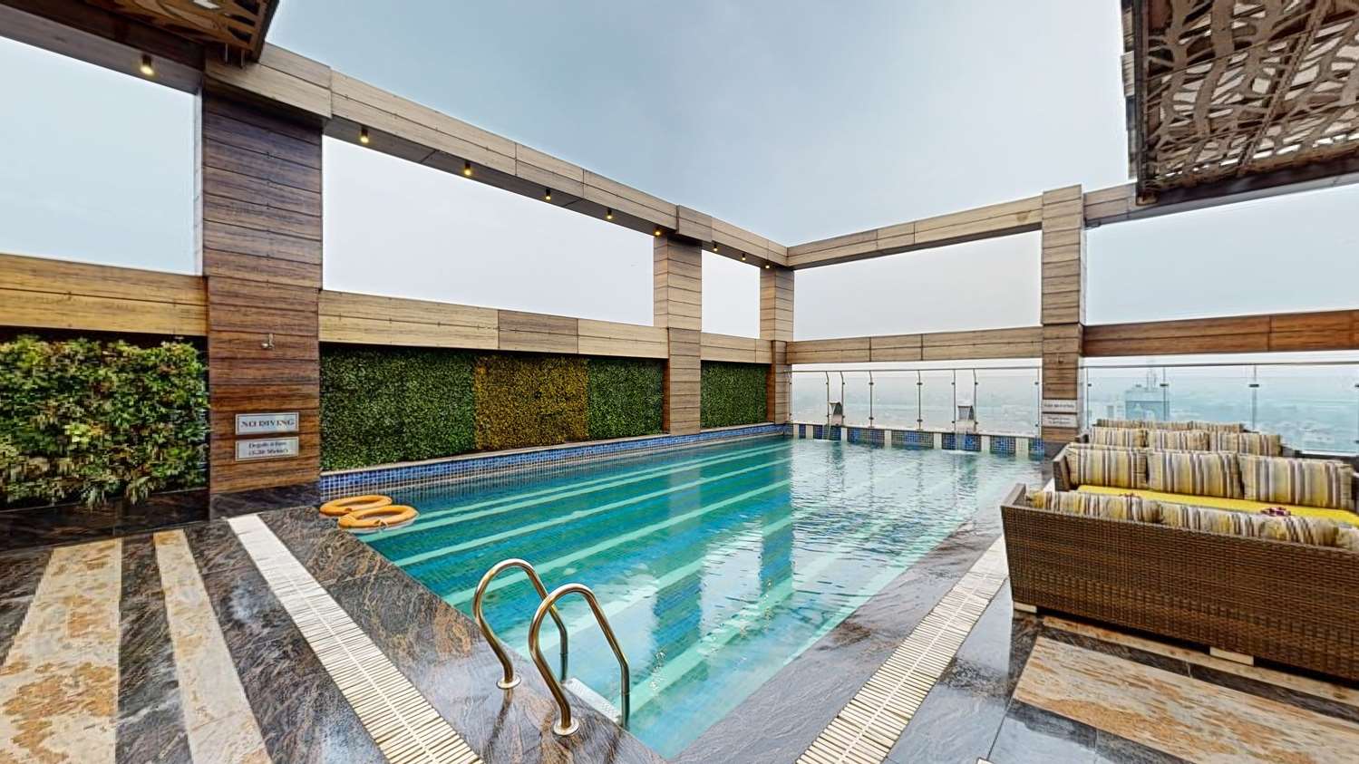 Radisson Blu Hotel, Kaushambi Delhi NCR photo 6
