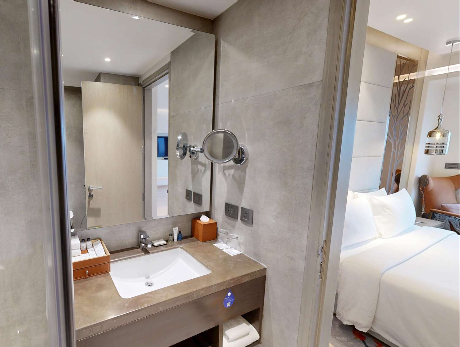 Radisson Blu Hotel, Kaushambi Delhi NCR photo 7