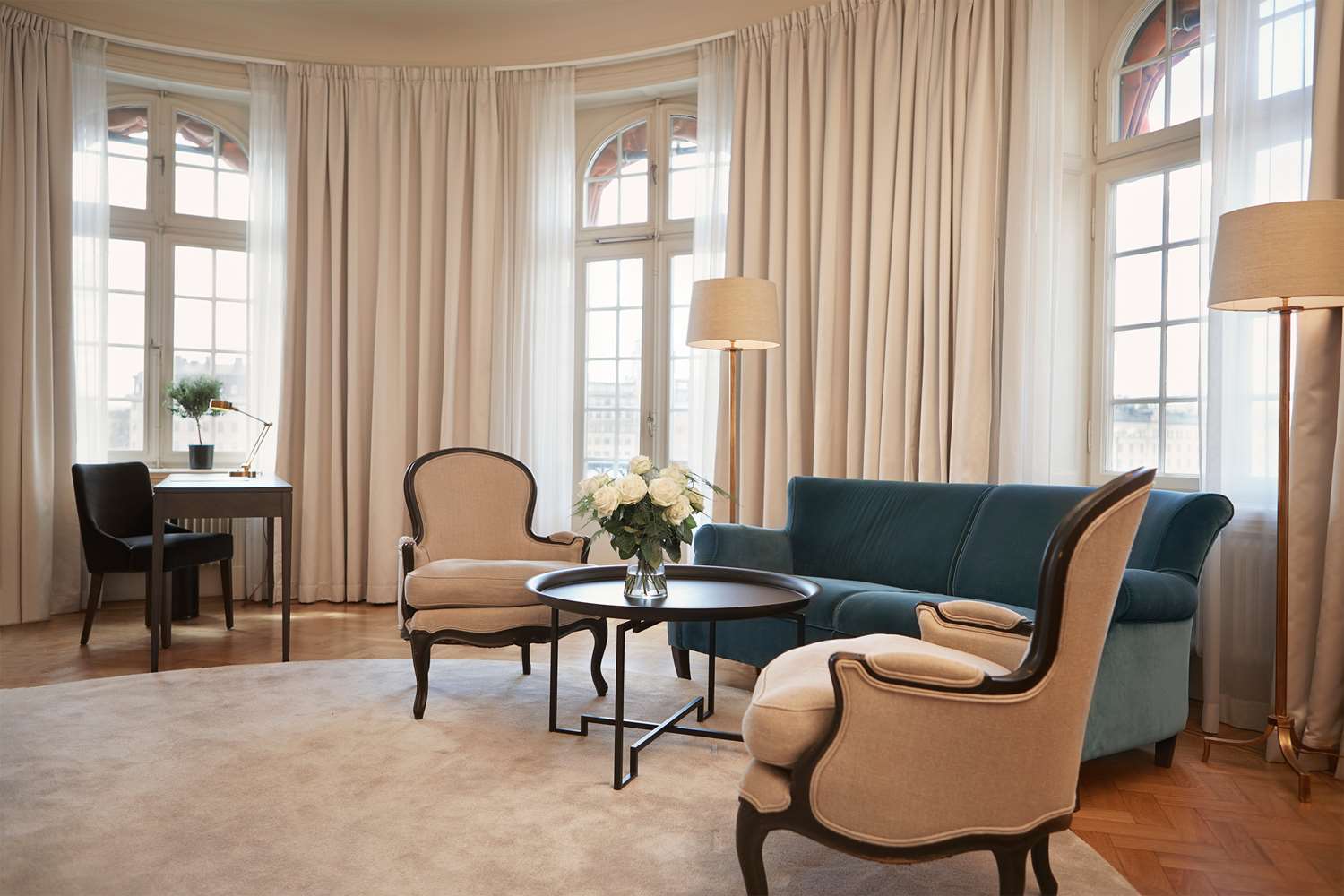 Hotel Diplomat by null