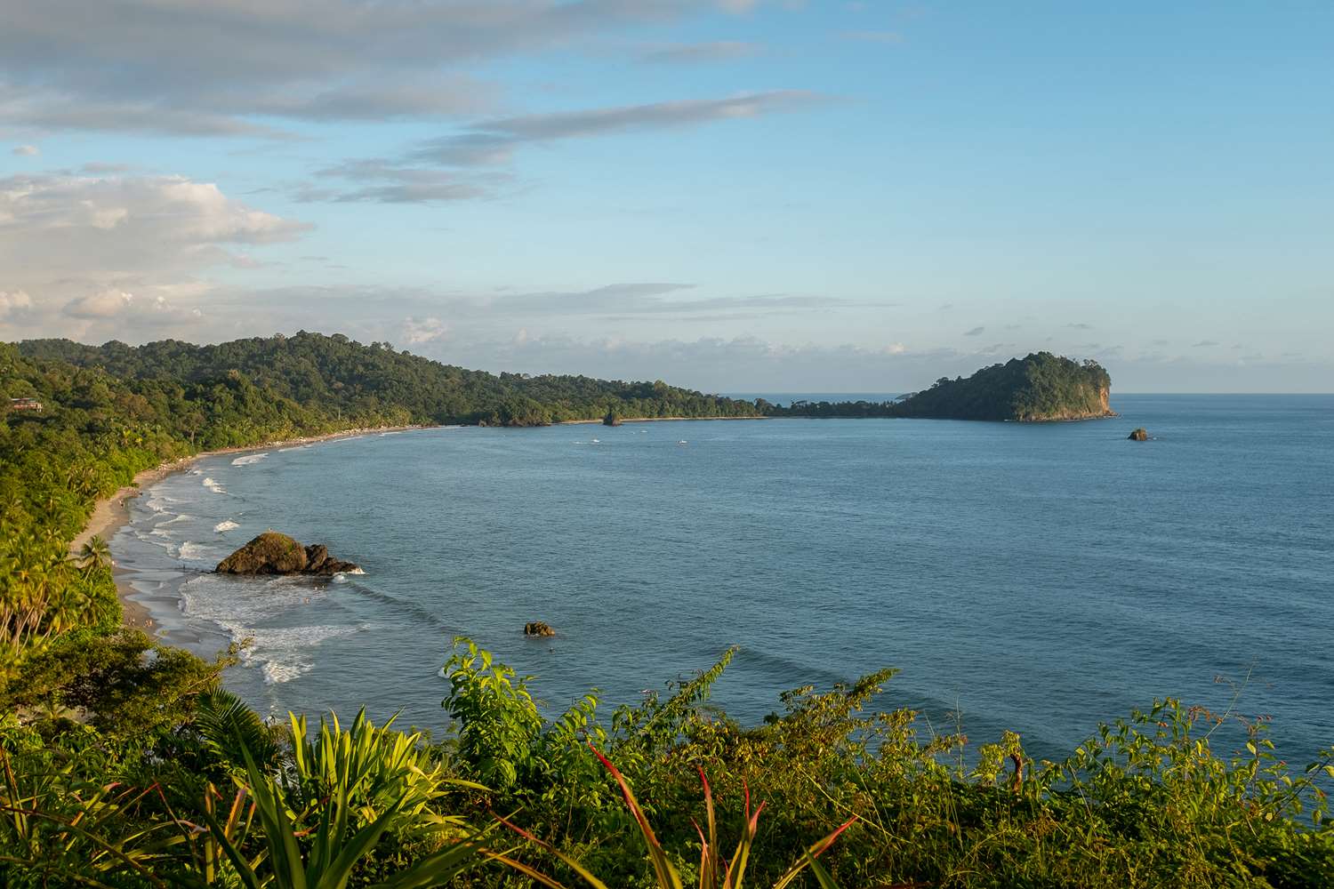 Arenas Del Mar Beachfront & Rainforest Resort by null