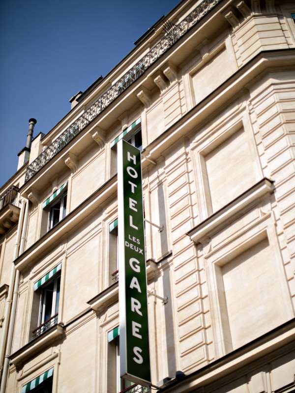 Hôtel Les Deux Gares by null