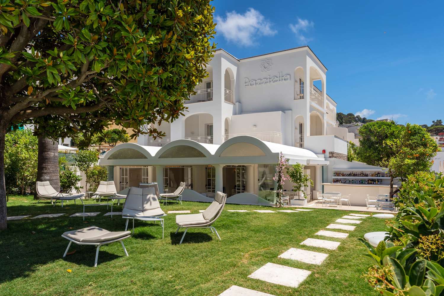 Pazziella Garden & Suites by null