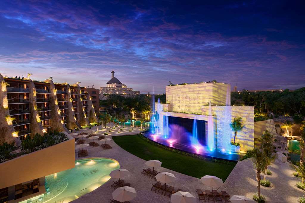 Hotel Xcaret Arte by null