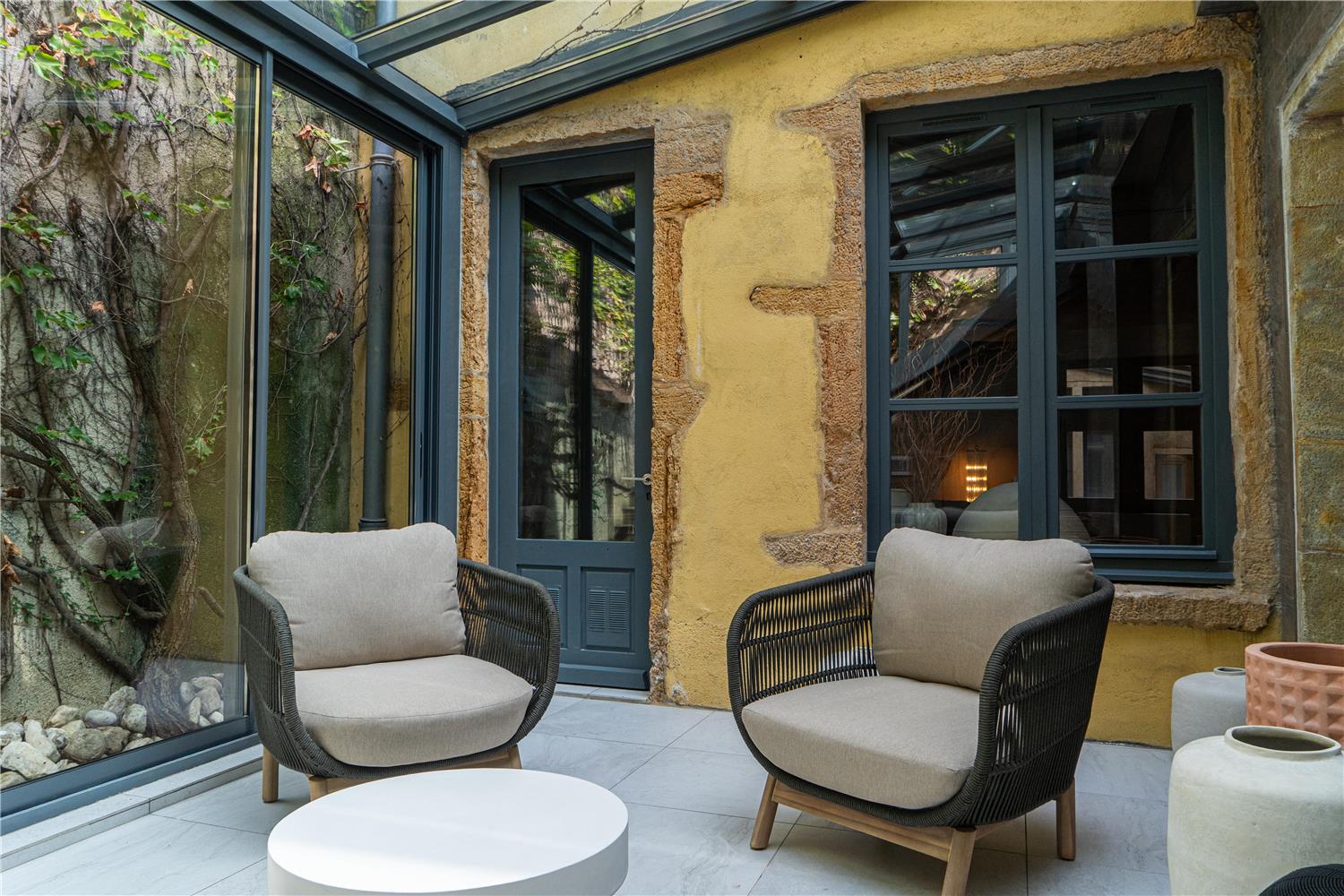 Cour des Loges Lyon, A Radisson Collection Hotel by null