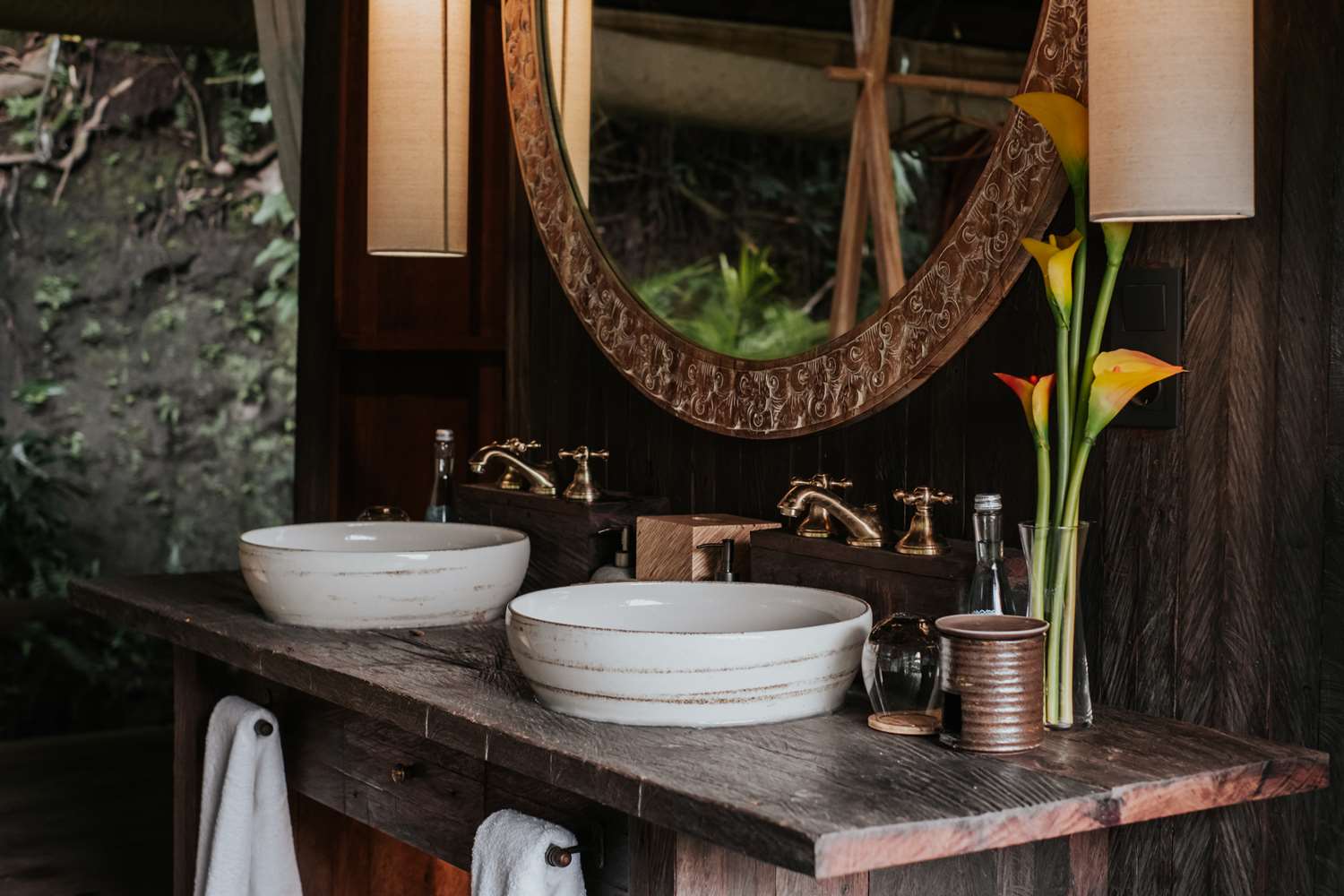 Buahan, a Banyan Tree Escape by null