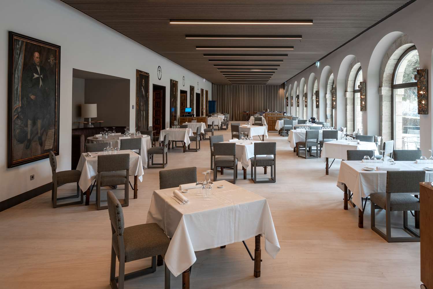 Parador de León by null