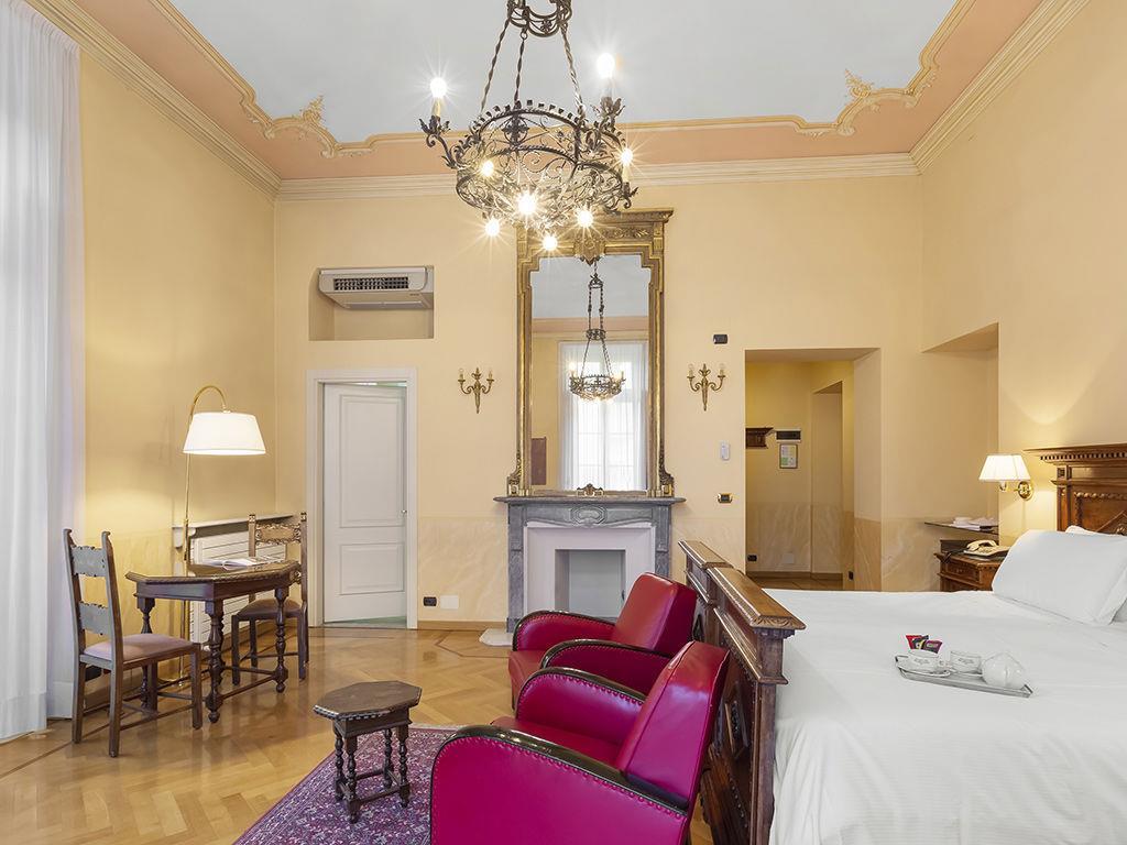 Hotel Roma e Rocca Cavour by null