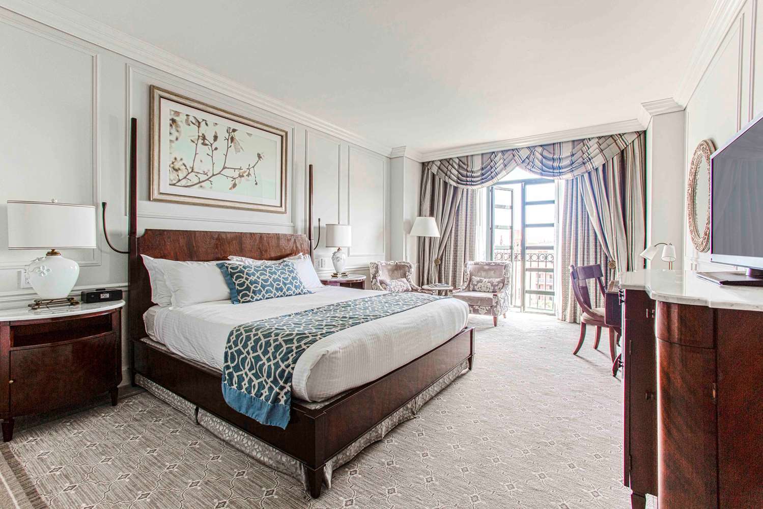 The Charleston Place by null
