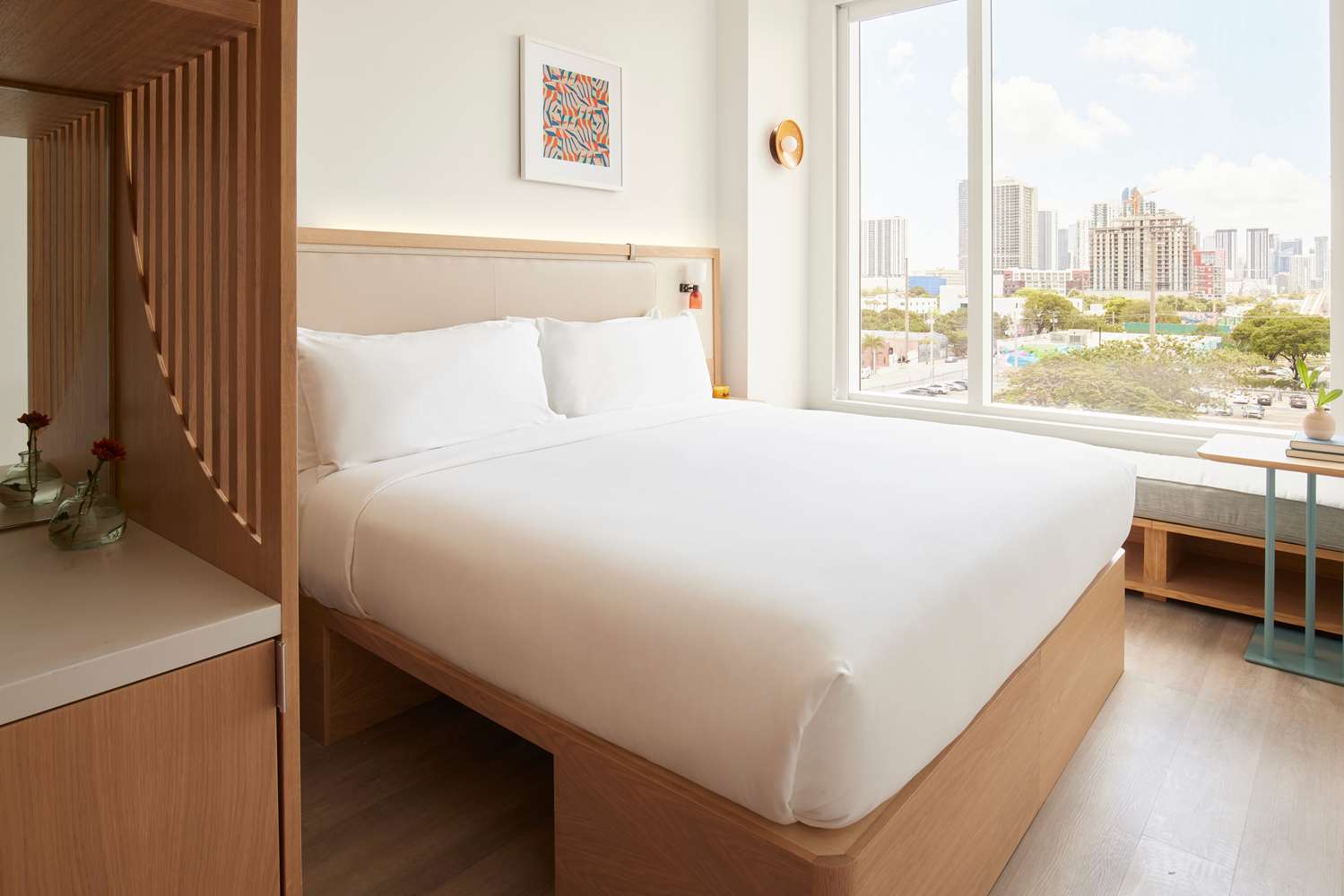 Arlo Wynwood by null