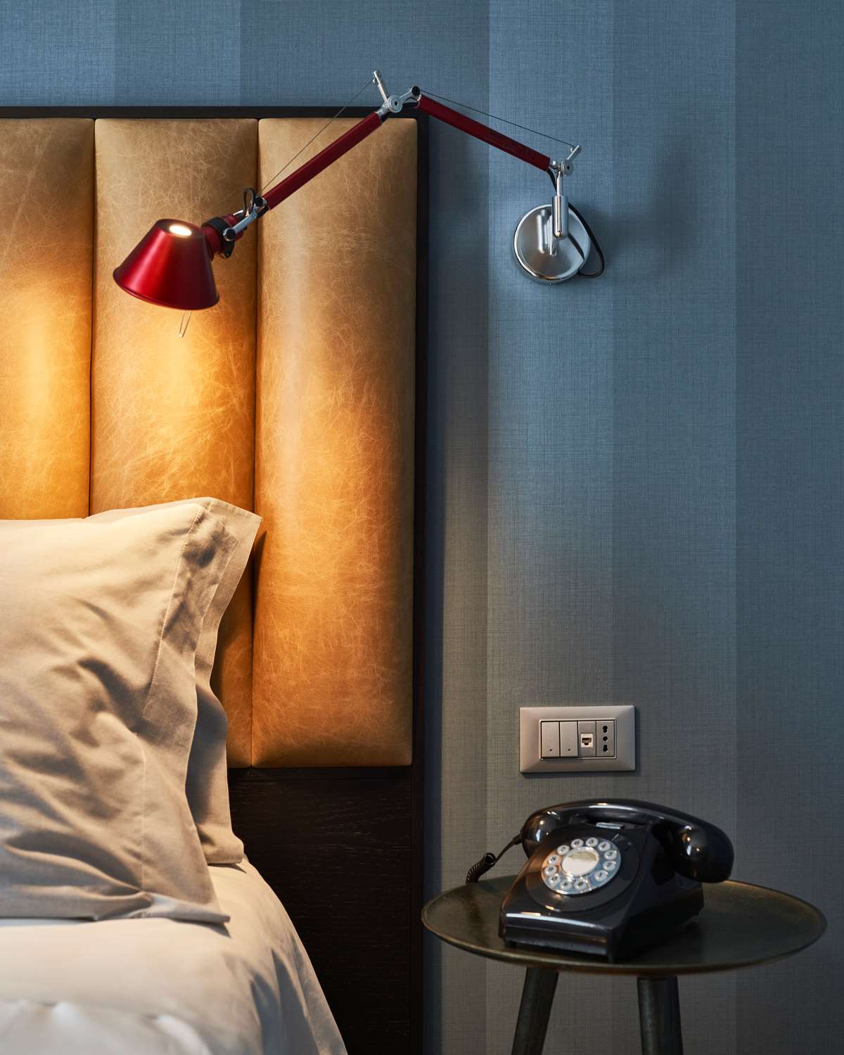 The Modernist Hotel by null