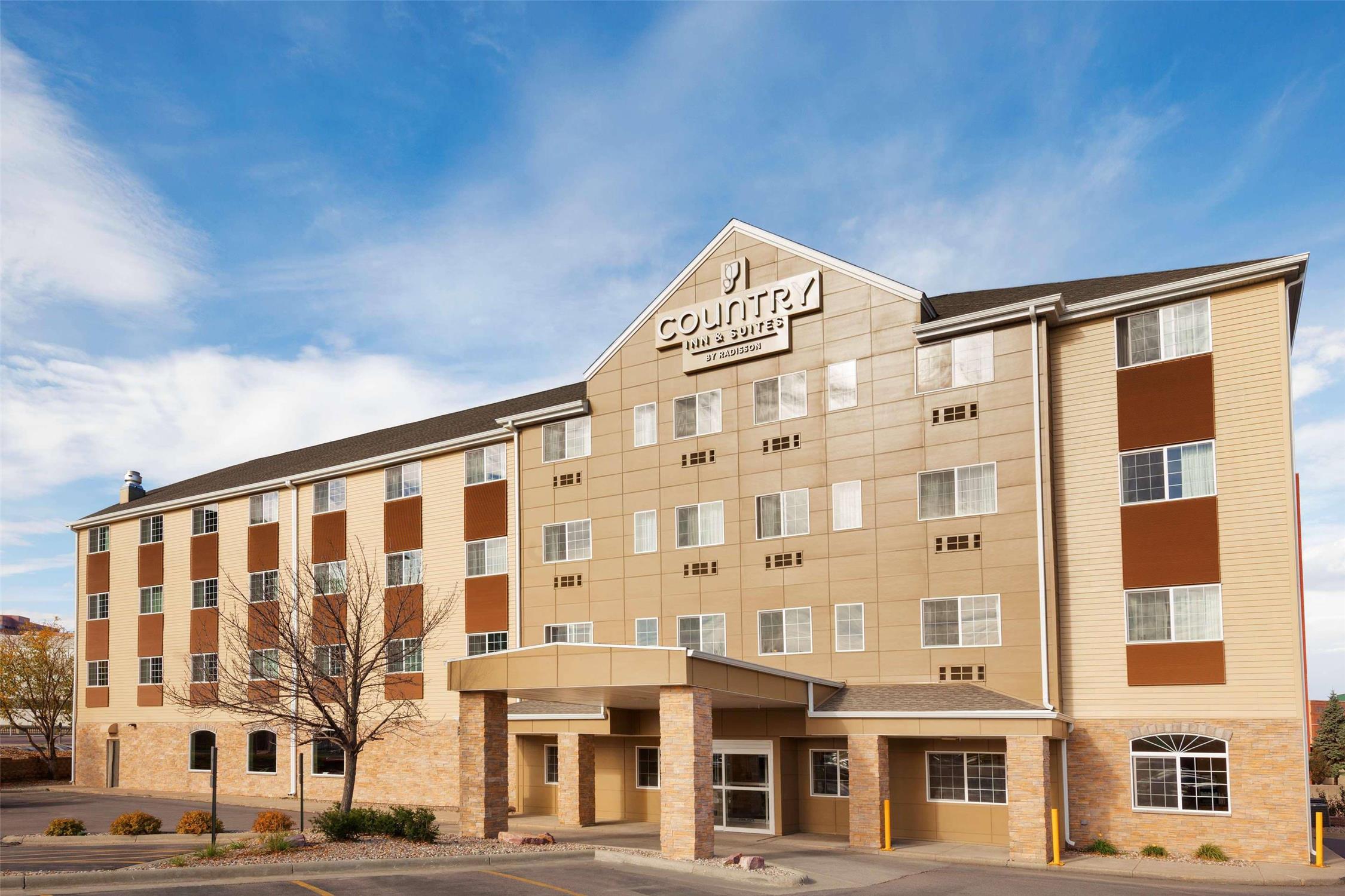 Country Inn & Suites by Radisson, Sioux Falls photo 3