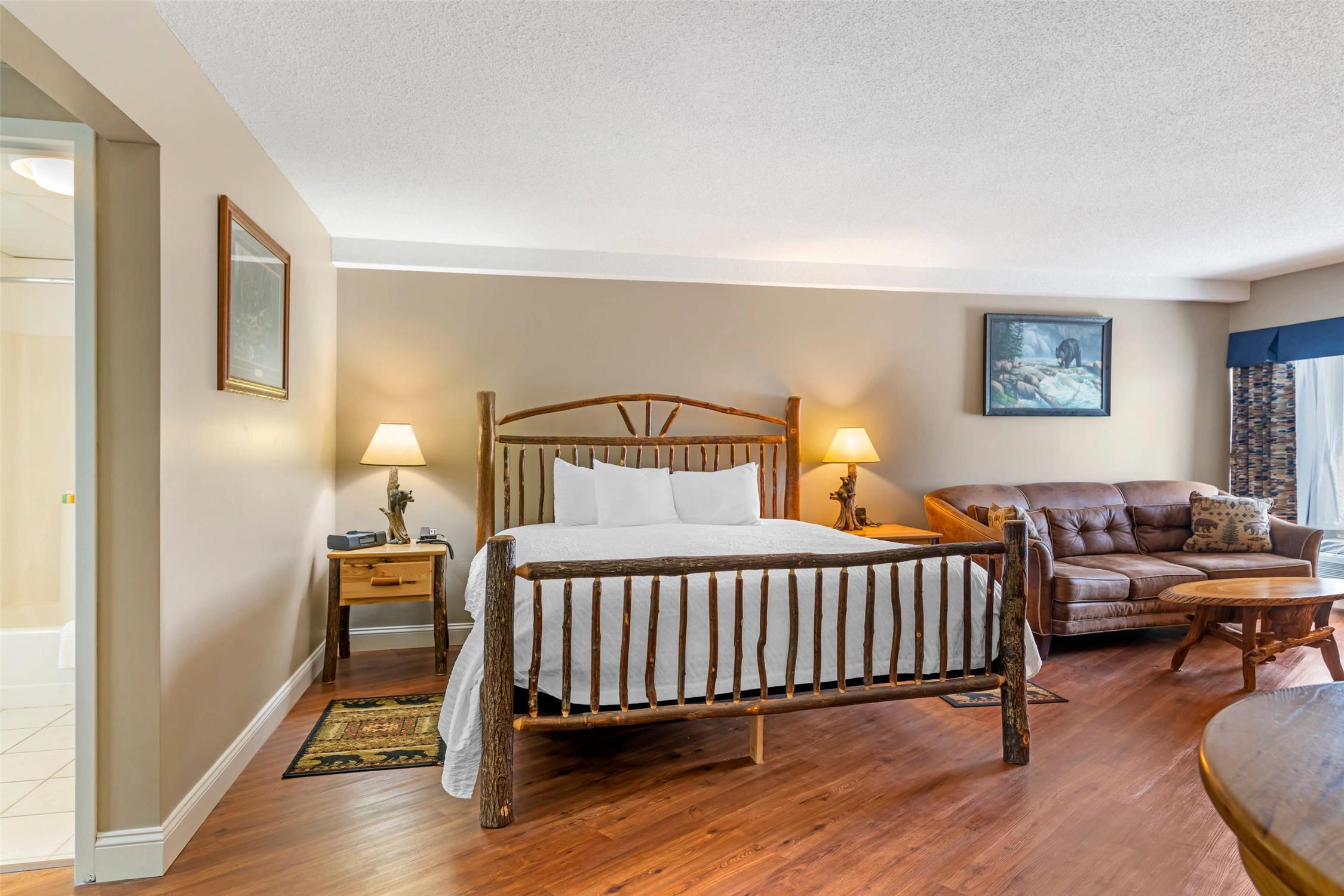 Black Bear Inn, Ascend Hotel Collection photo 5