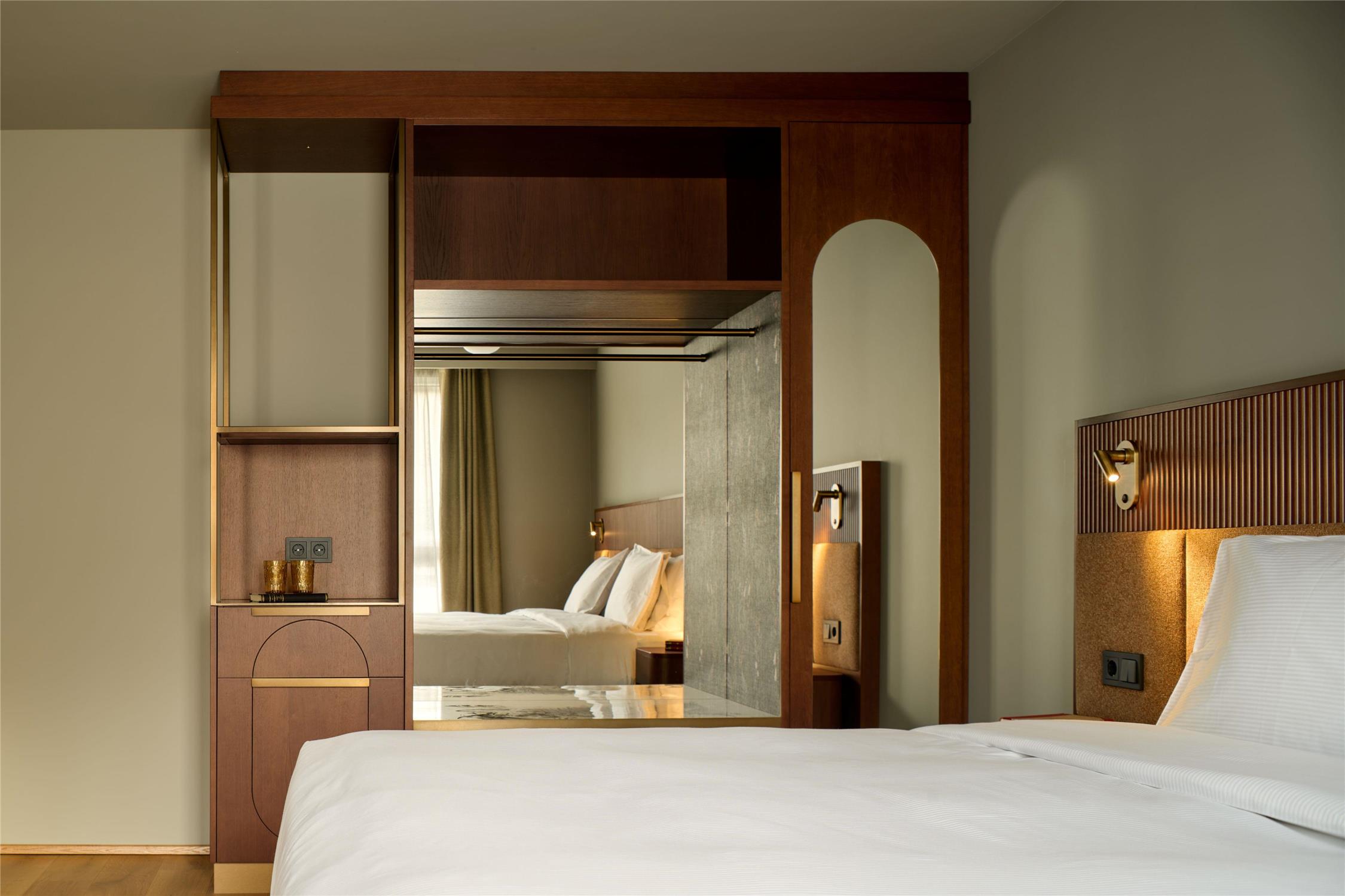 Skald Akureyri, Curio Collection by Hilton photo 3